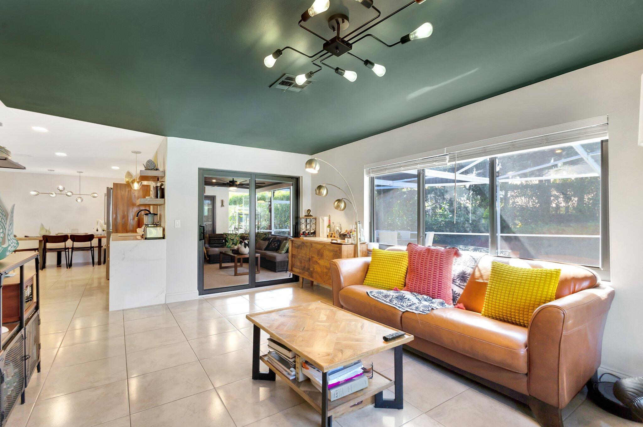 CROMWELL ESTATES - Residential Lease