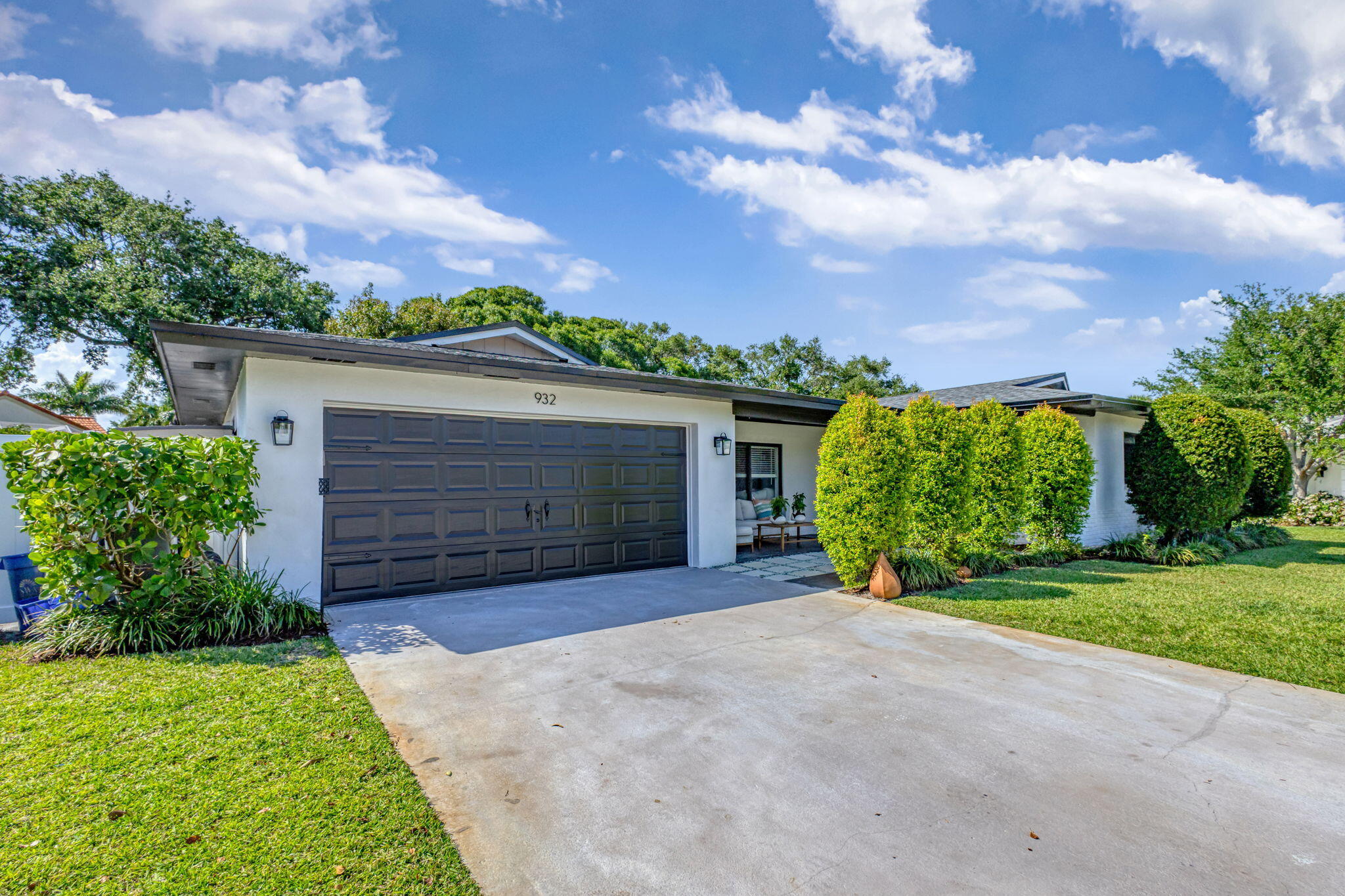 CROMWELL ESTATES - Residential Lease