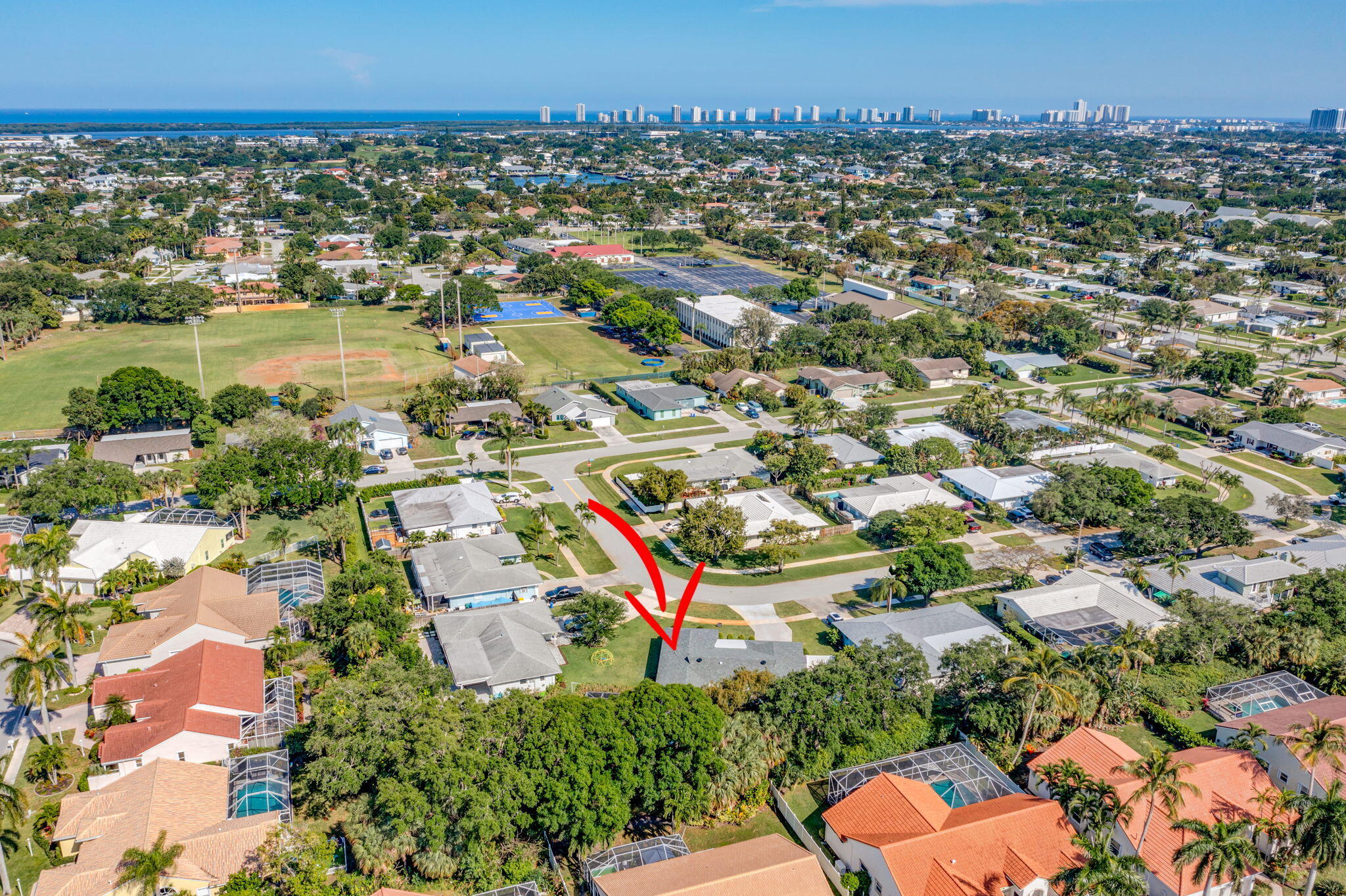 CROMWELL ESTATES - Residential Lease