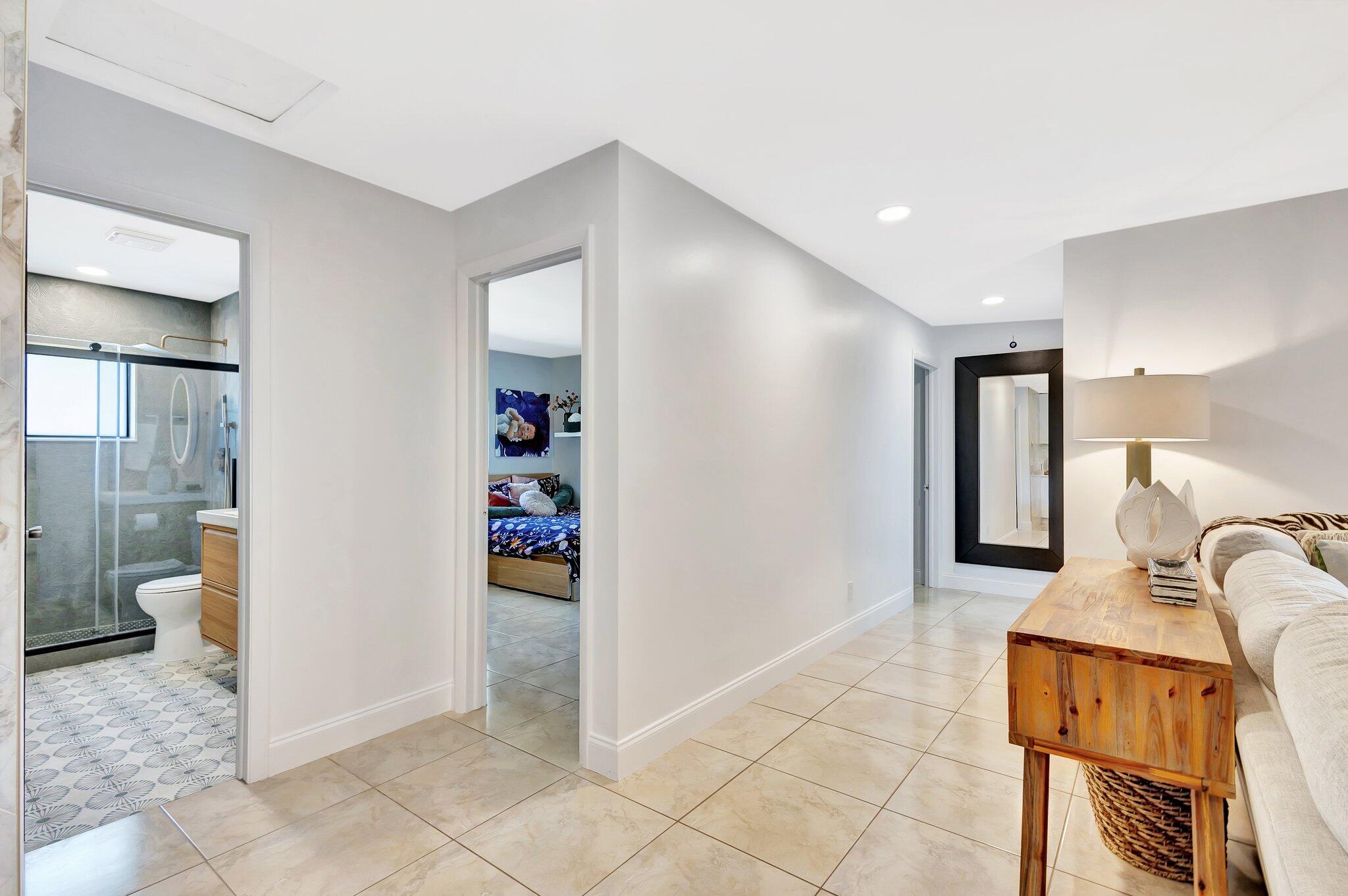 CROMWELL ESTATES - Residential Lease