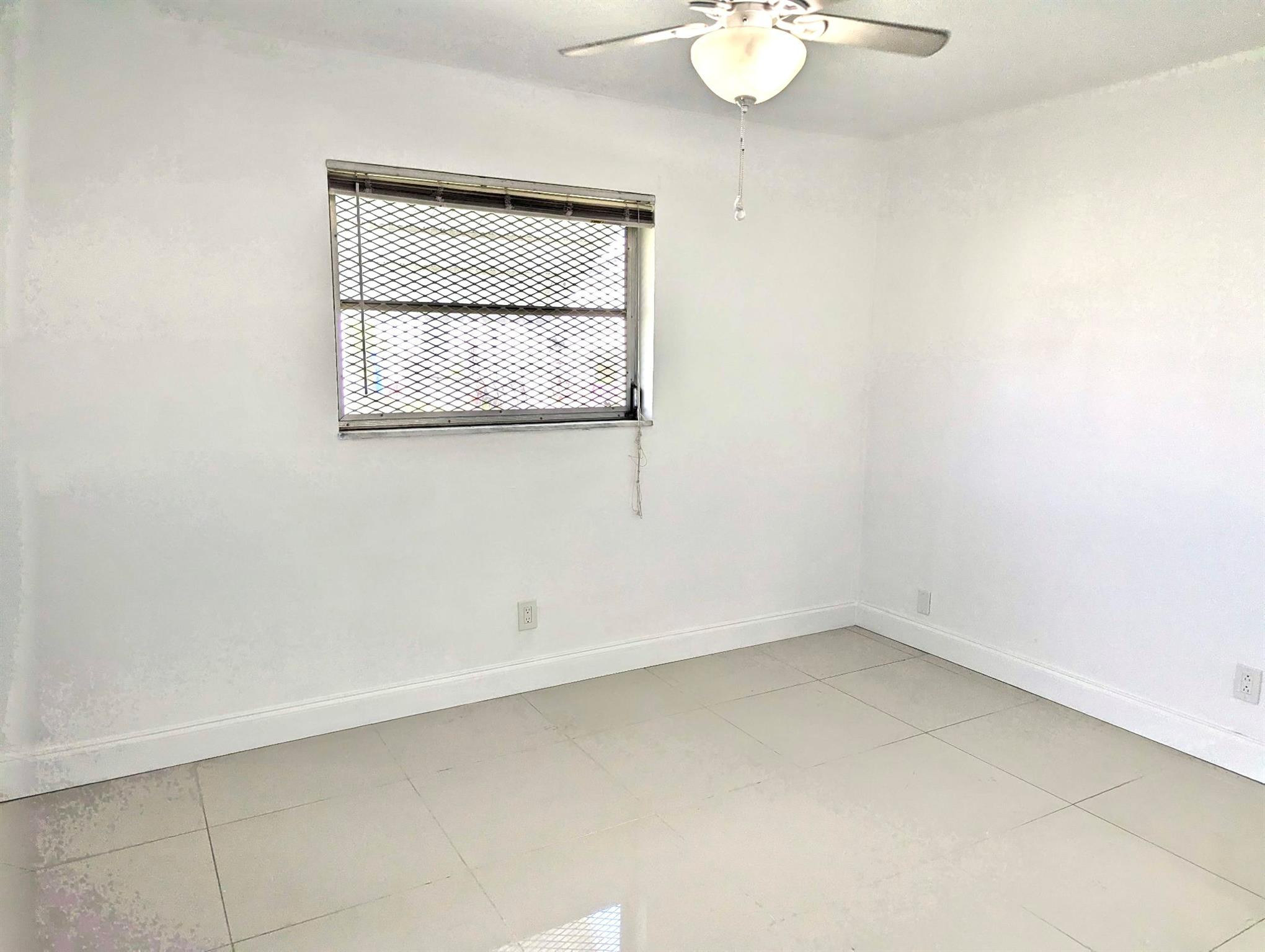 LEISUREVILLE THIRD SEC - Residential Lease