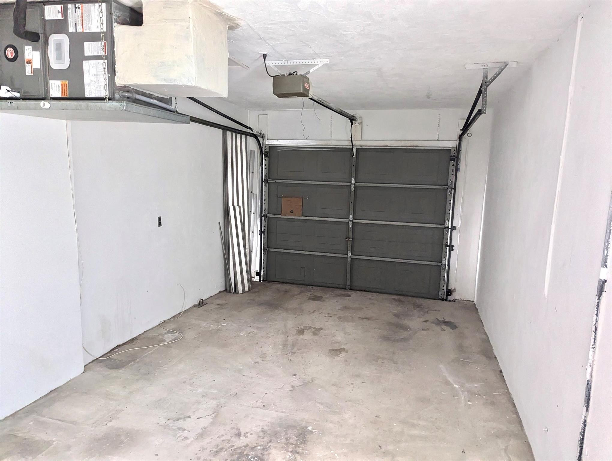 LEISUREVILLE THIRD SEC - Residential Lease