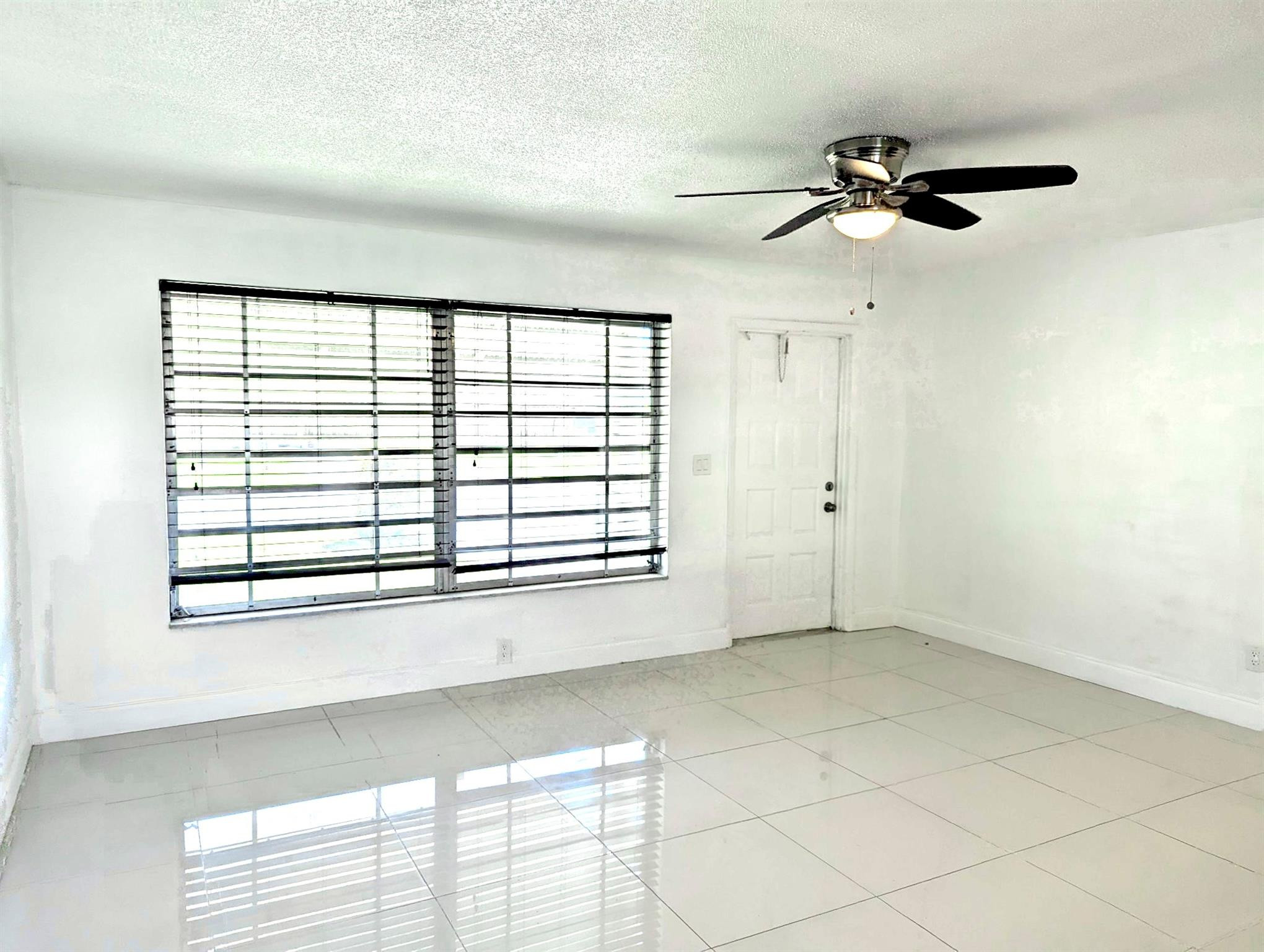 LEISUREVILLE THIRD SEC - Residential Lease