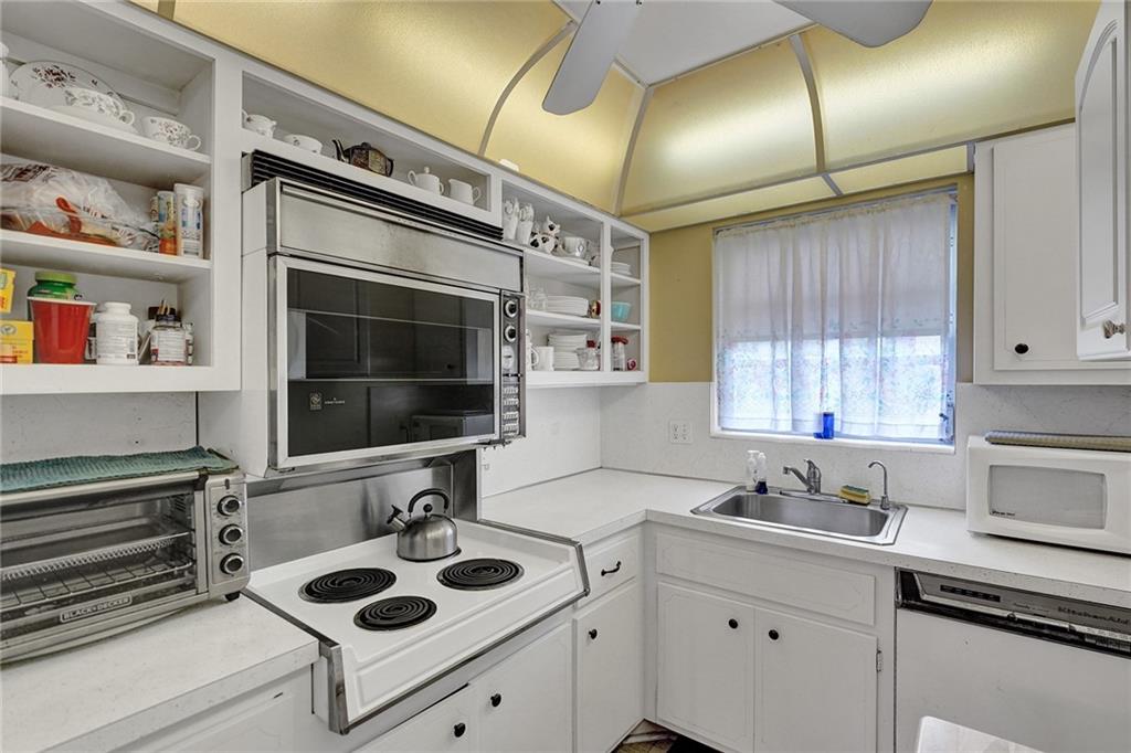 Garden Aire Village - Residential