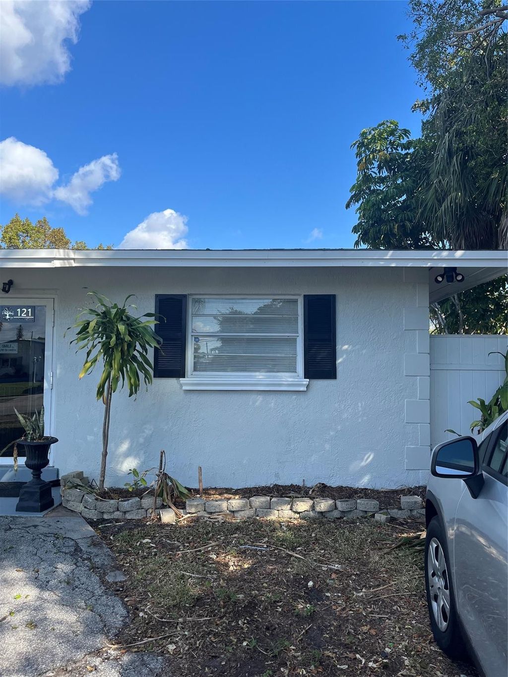 Photo of 121 NW 18th Street, Pompano Beach, FL 33060 (MLS # F10556108)