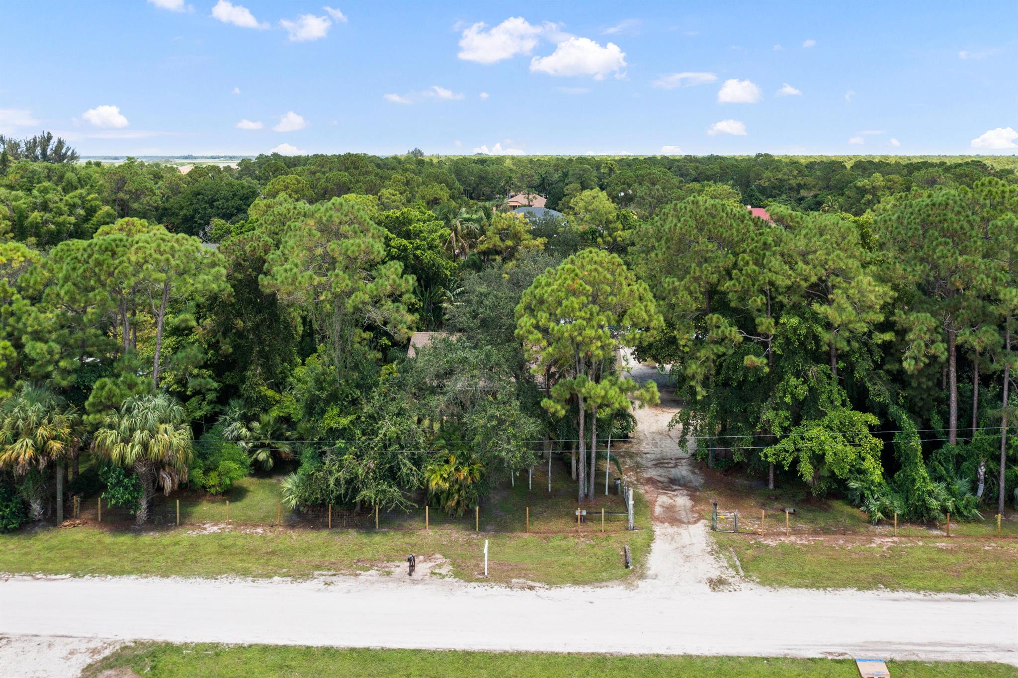 Loxahatchee - Residential