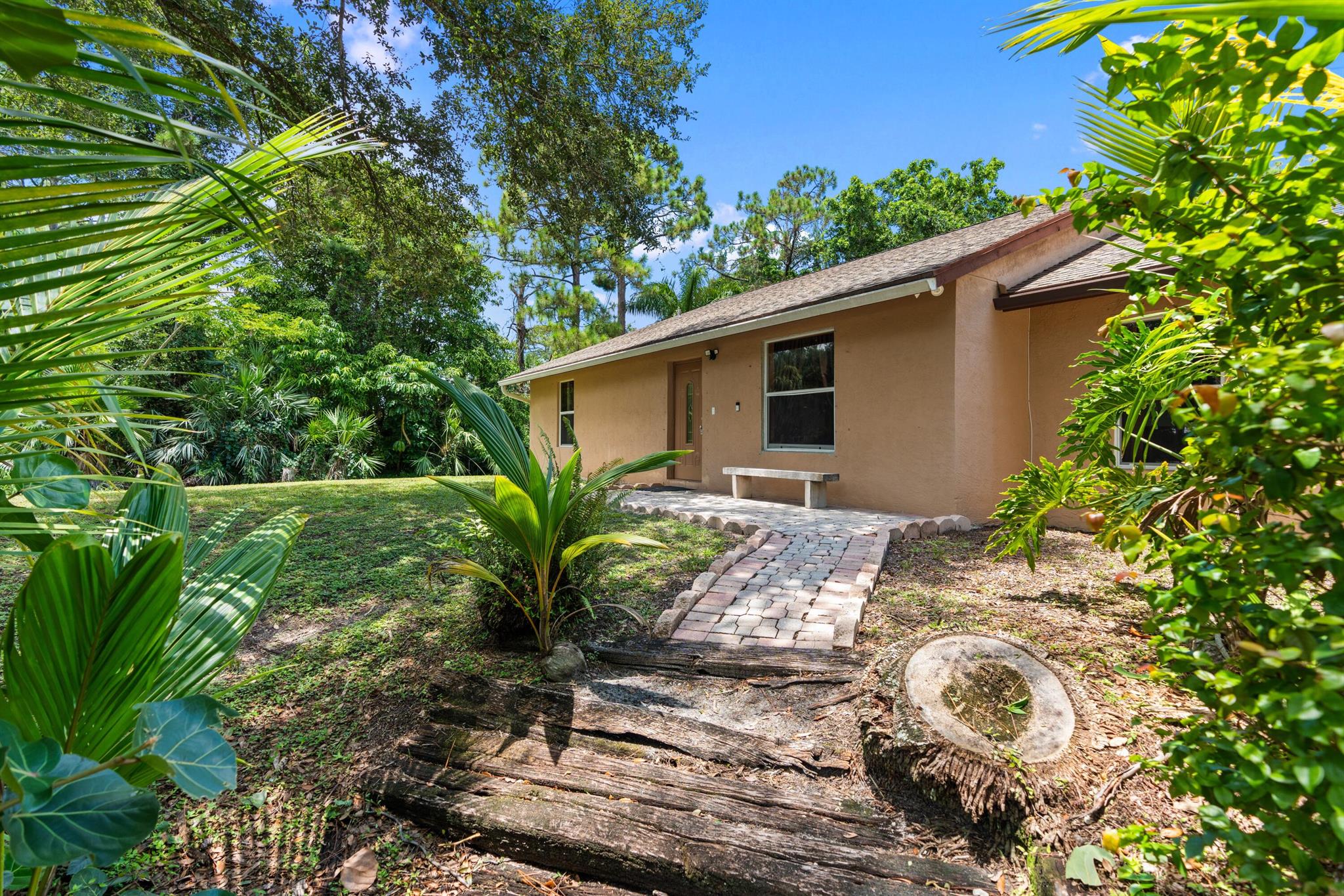 Loxahatchee - Residential