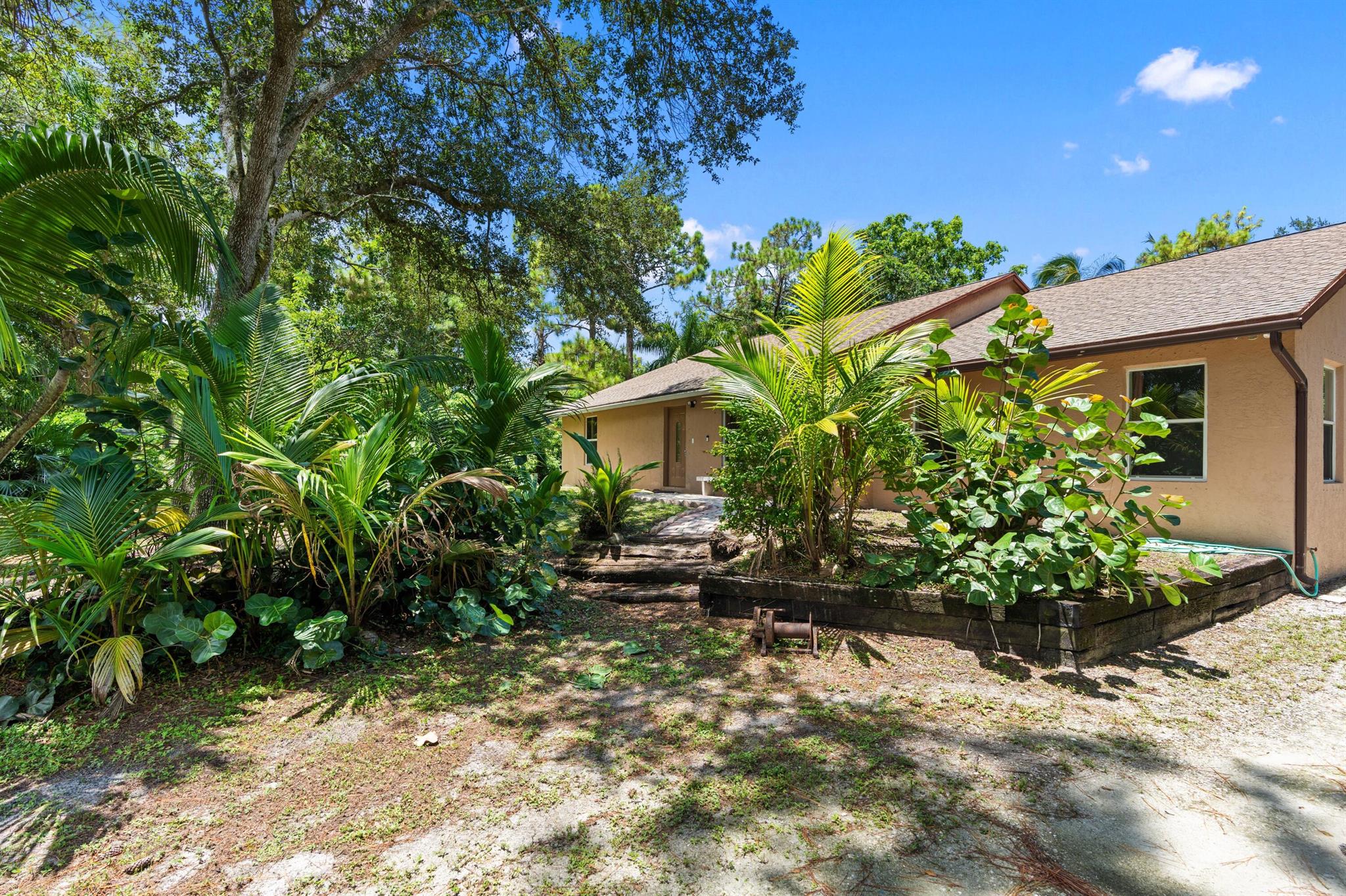 Loxahatchee - Residential