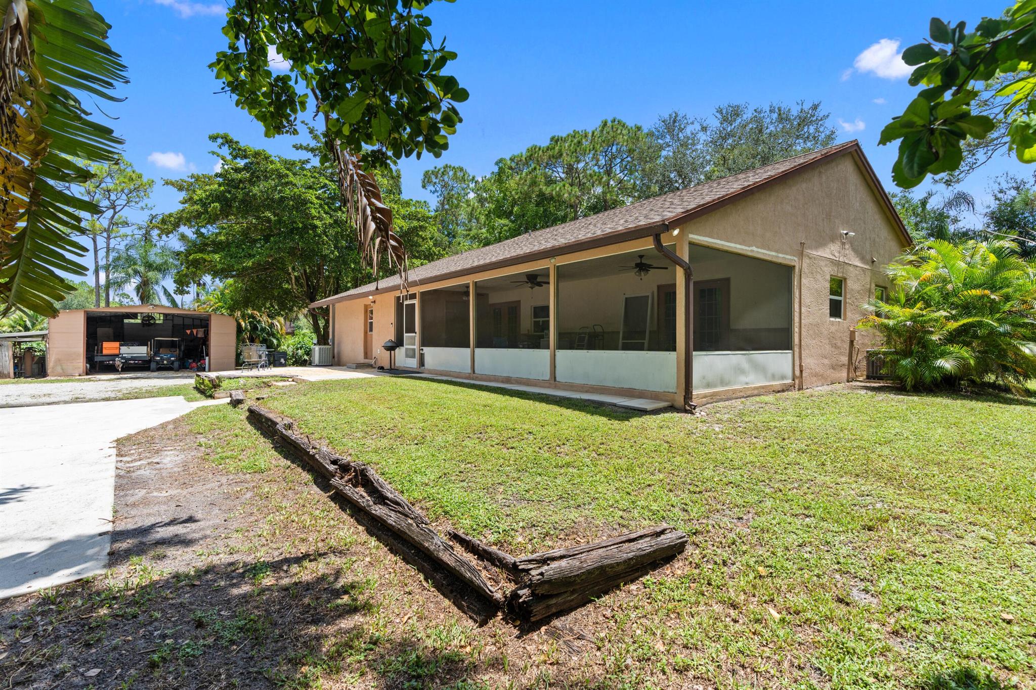 Loxahatchee - Residential