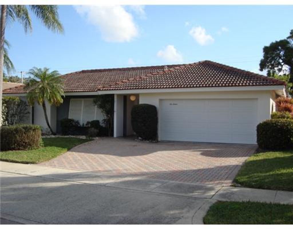 Photo of 1012 SW 5th Street, Boca Raton, FL 33486 (MLS # R11006783)