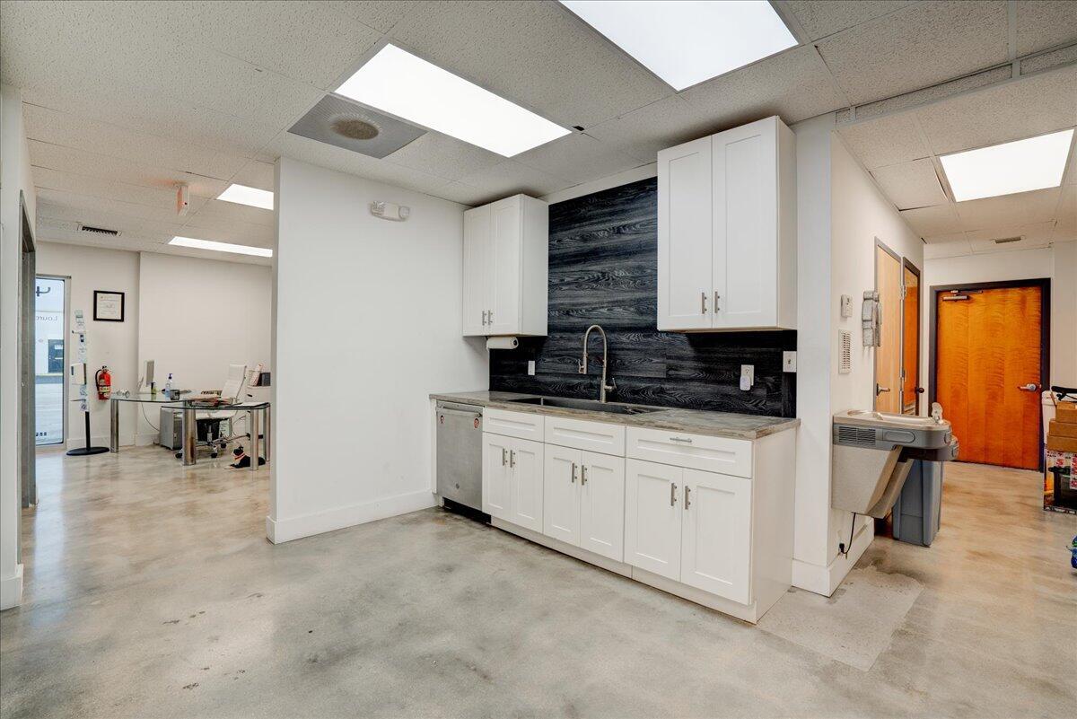 CENTRAL PARK INDUSTRIAL C - Commercial Sale