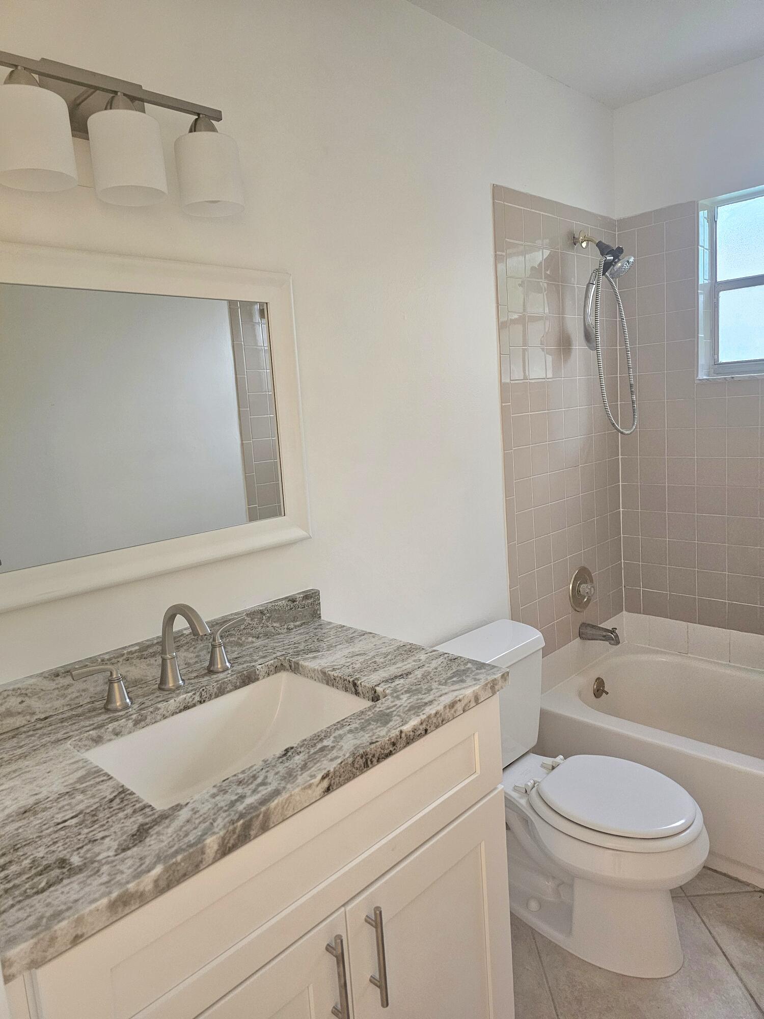 SOUTH SHORE 4 OF WELLINGTON - Residential Lease