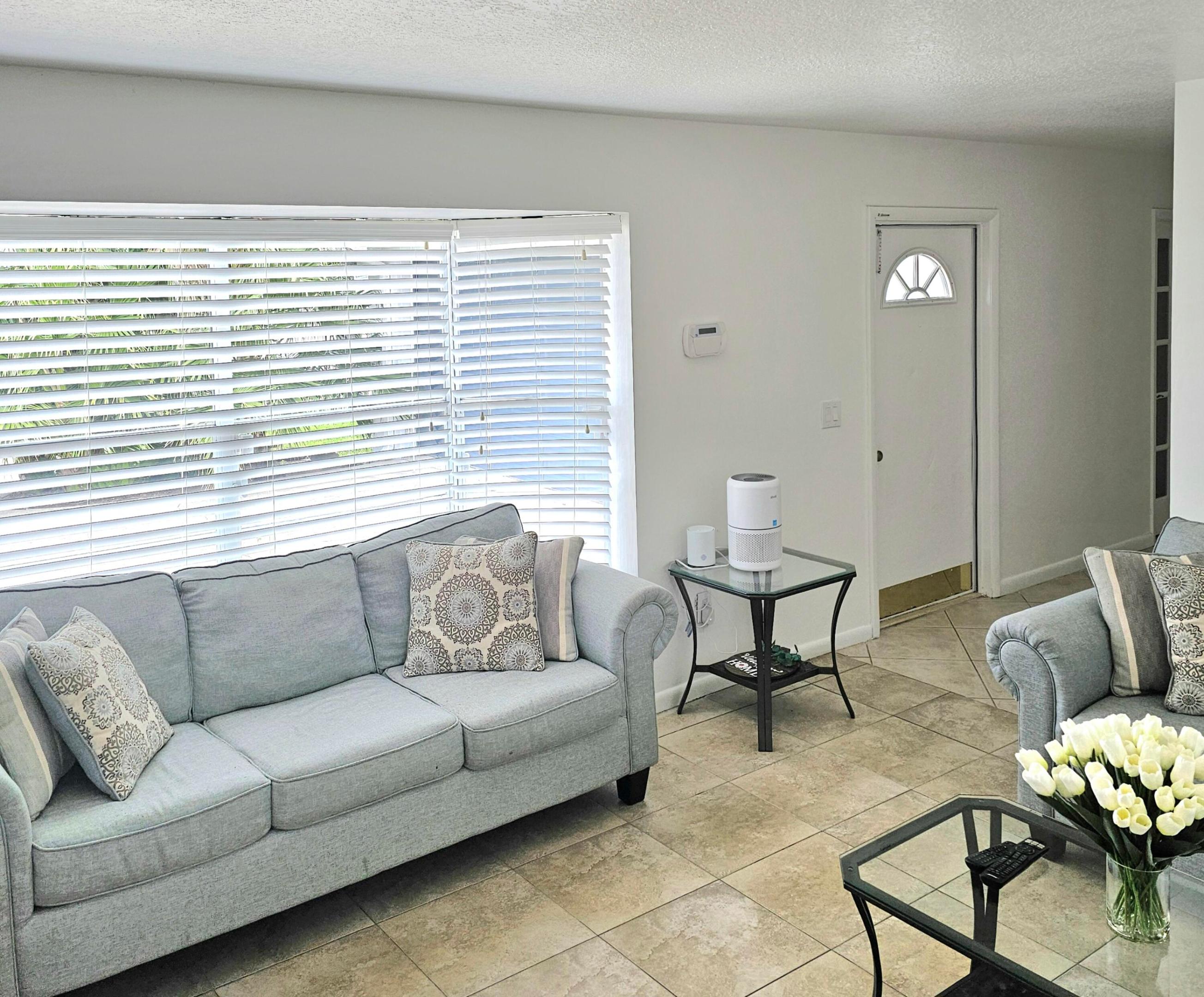 SOUTH SHORE 4 OF WELLINGTON - Residential Lease