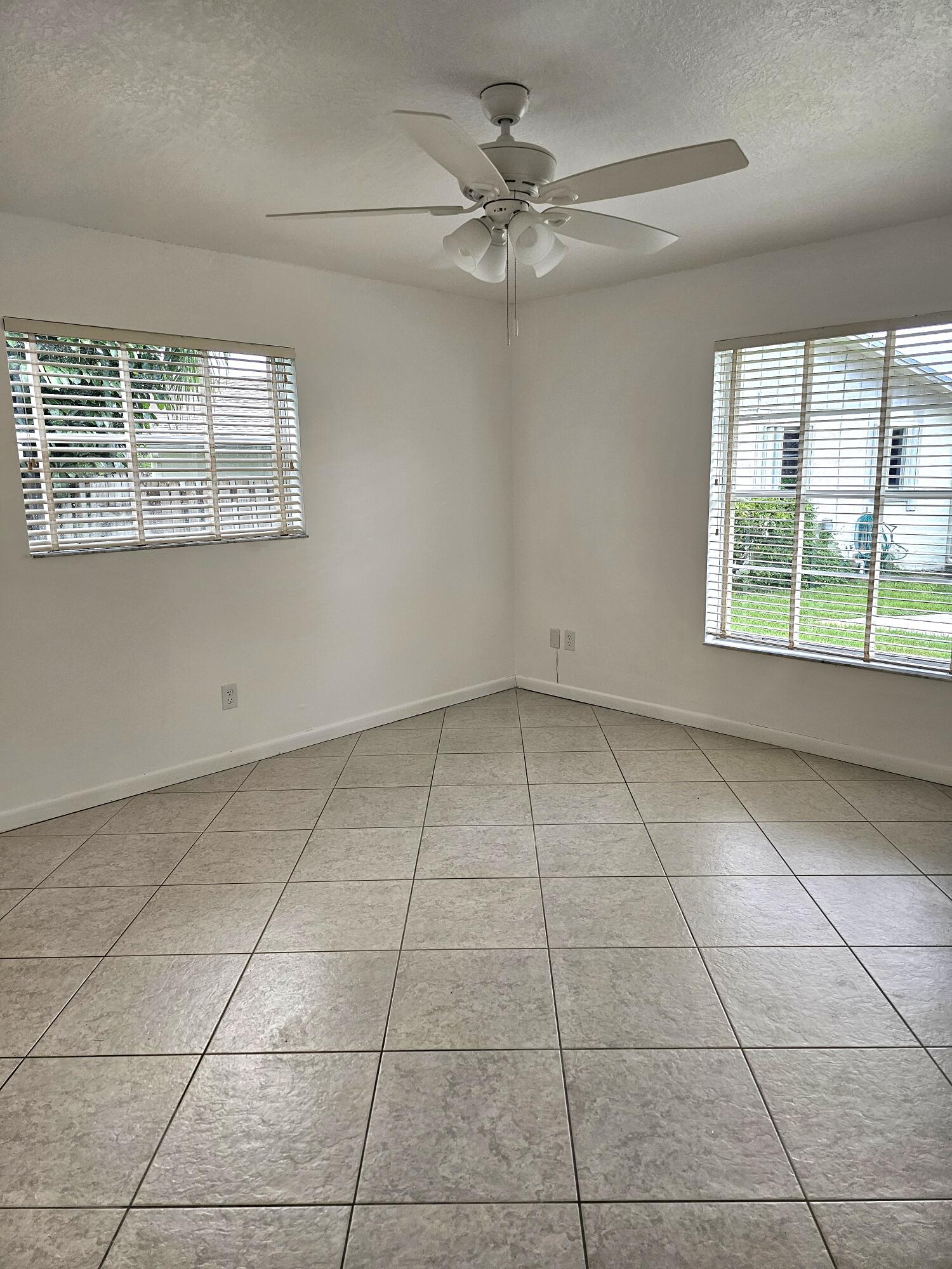 SOUTH SHORE 4 OF WELLINGTON - Residential Lease