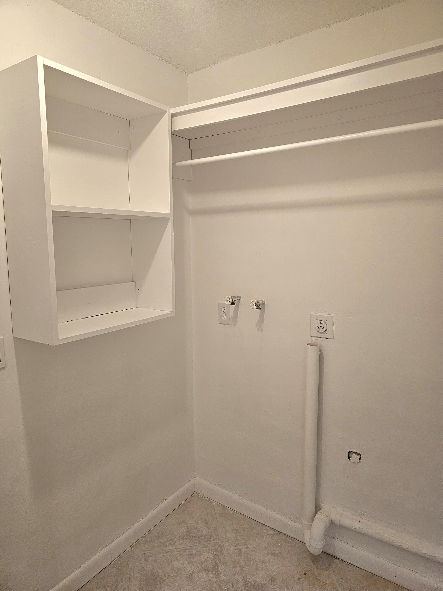 SOUTH SHORE 4 OF WELLINGTON - Residential Lease