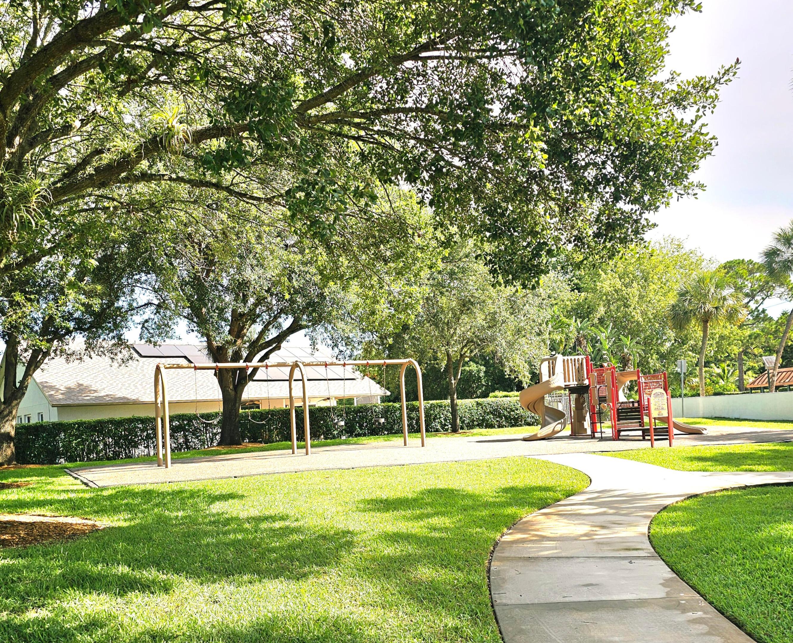 SOUTH SHORE 4 OF WELLINGTON - Residential Lease