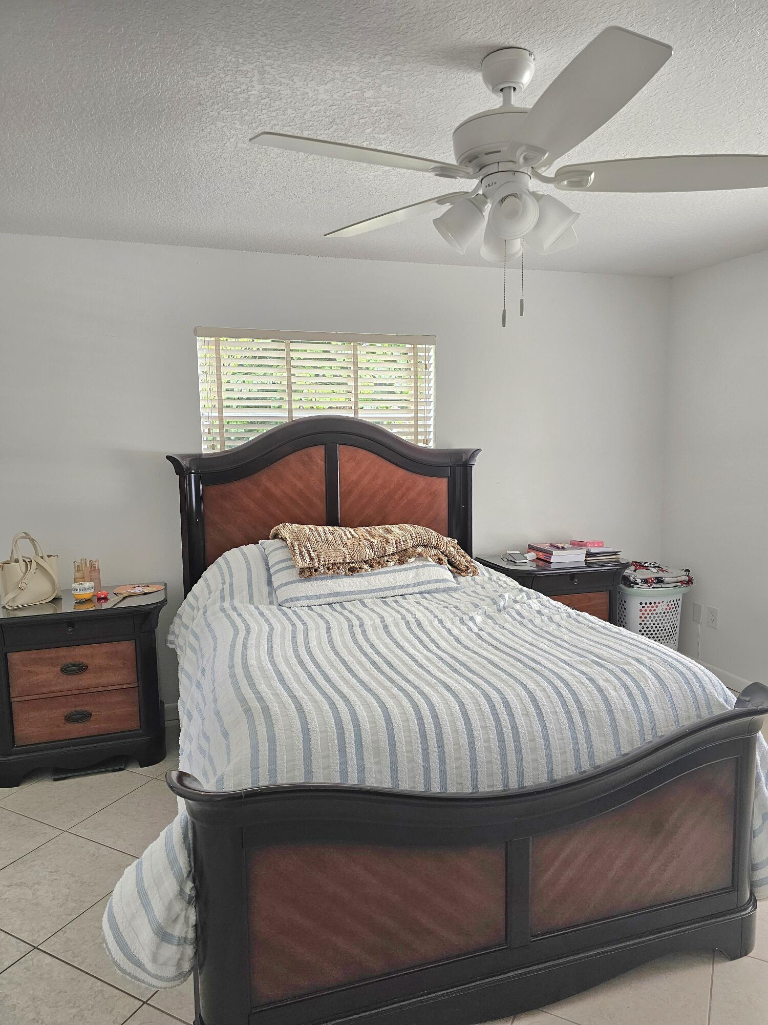 SOUTH SHORE 4 OF WELLINGTON - Residential Lease