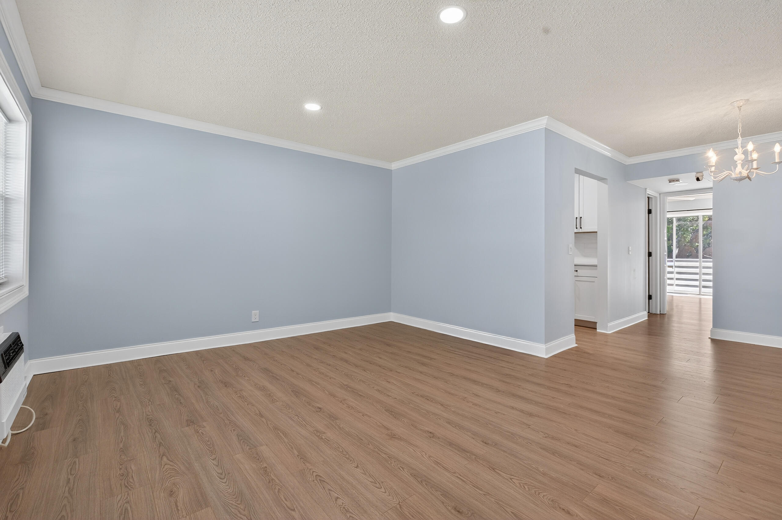 View photos, virtual tours, details... 71 Canterbury C 71