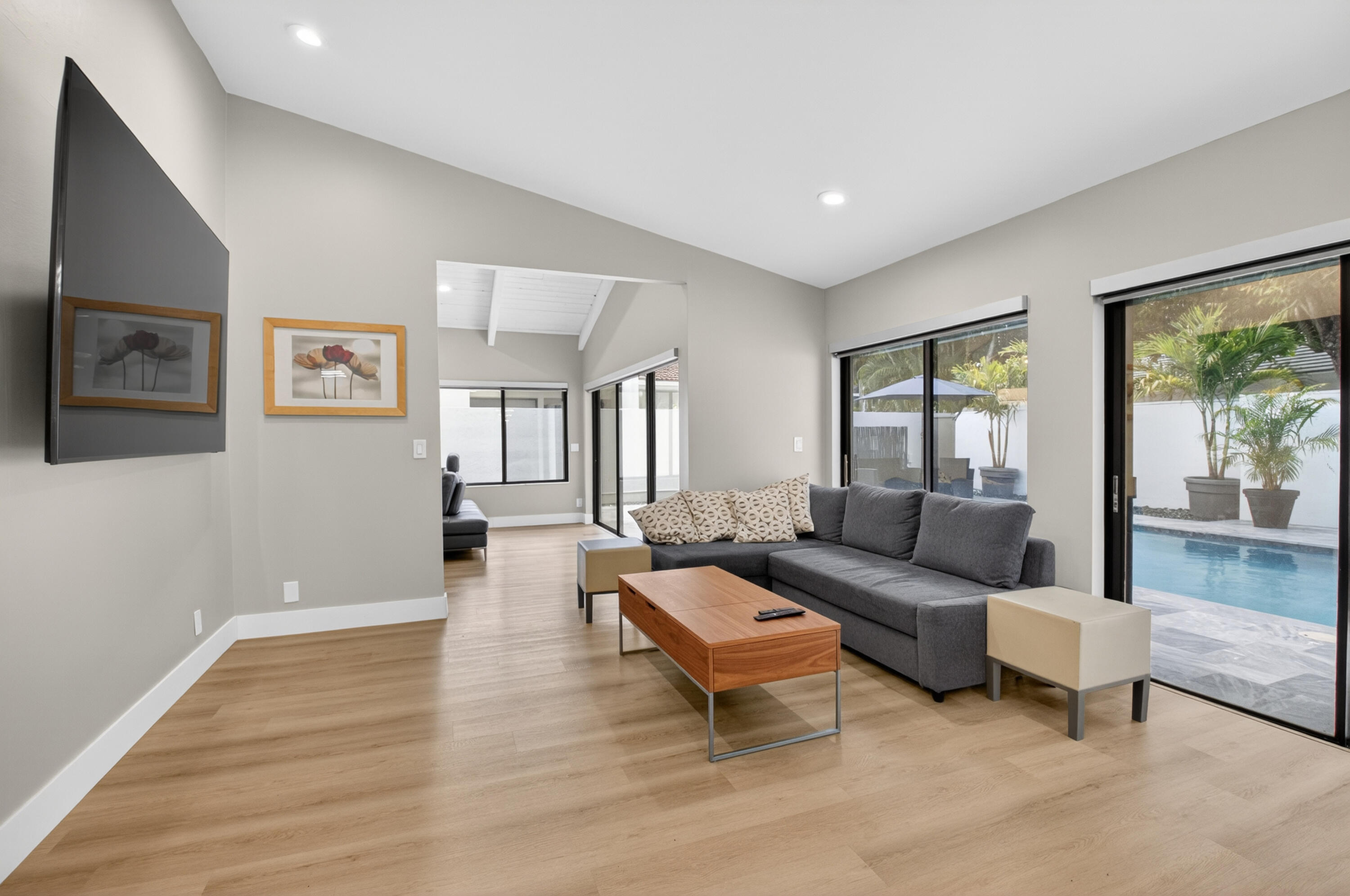 WOODCREST - Residential