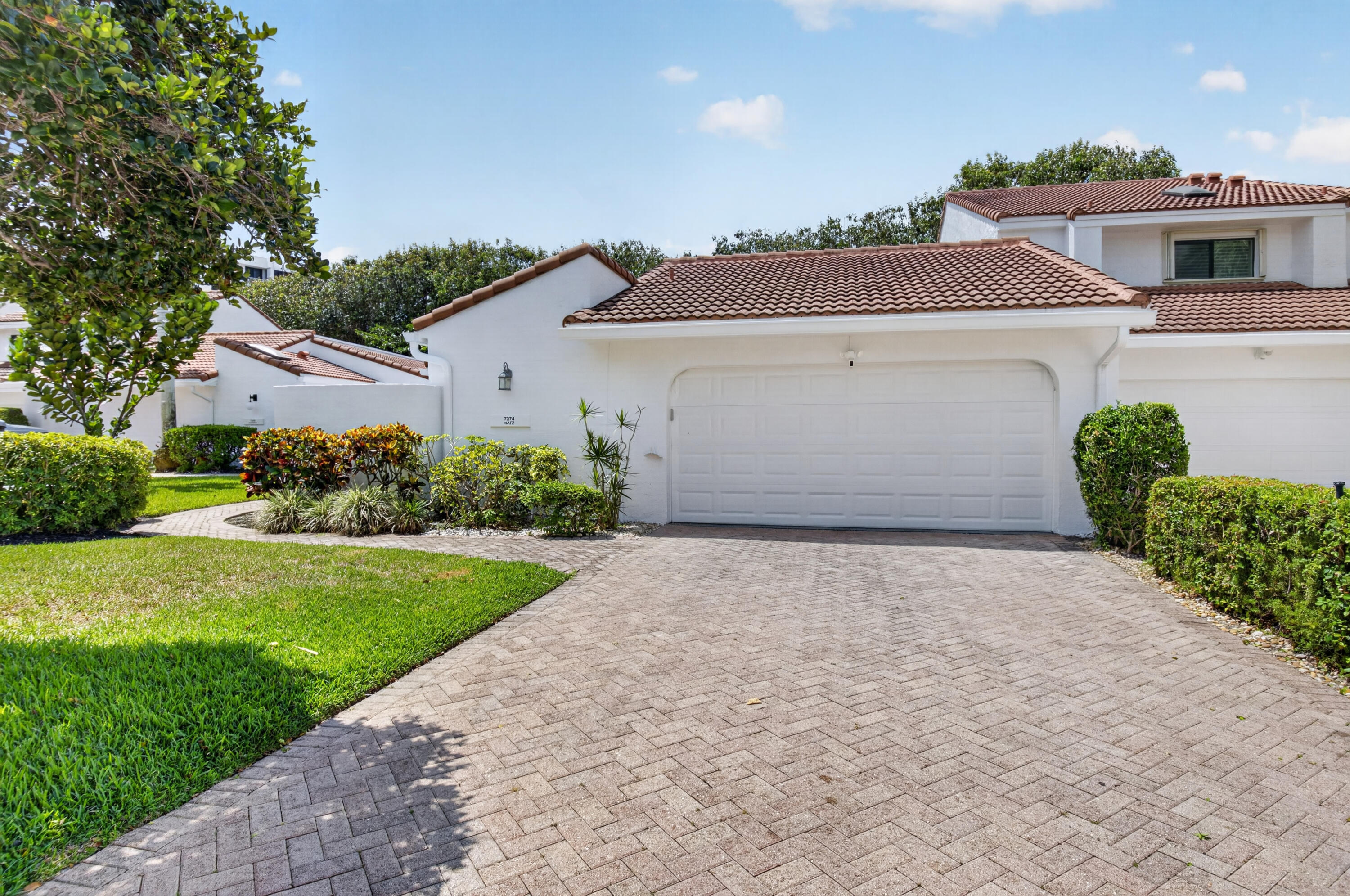 WOODCREST - Residential