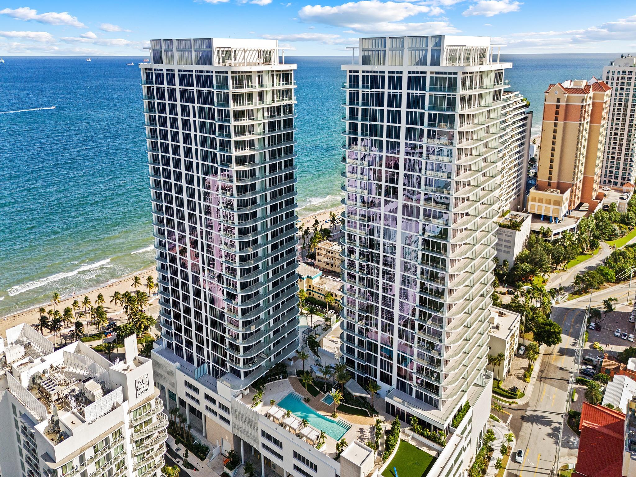 SELENE OCEANFRONT RESIDEN - Residential