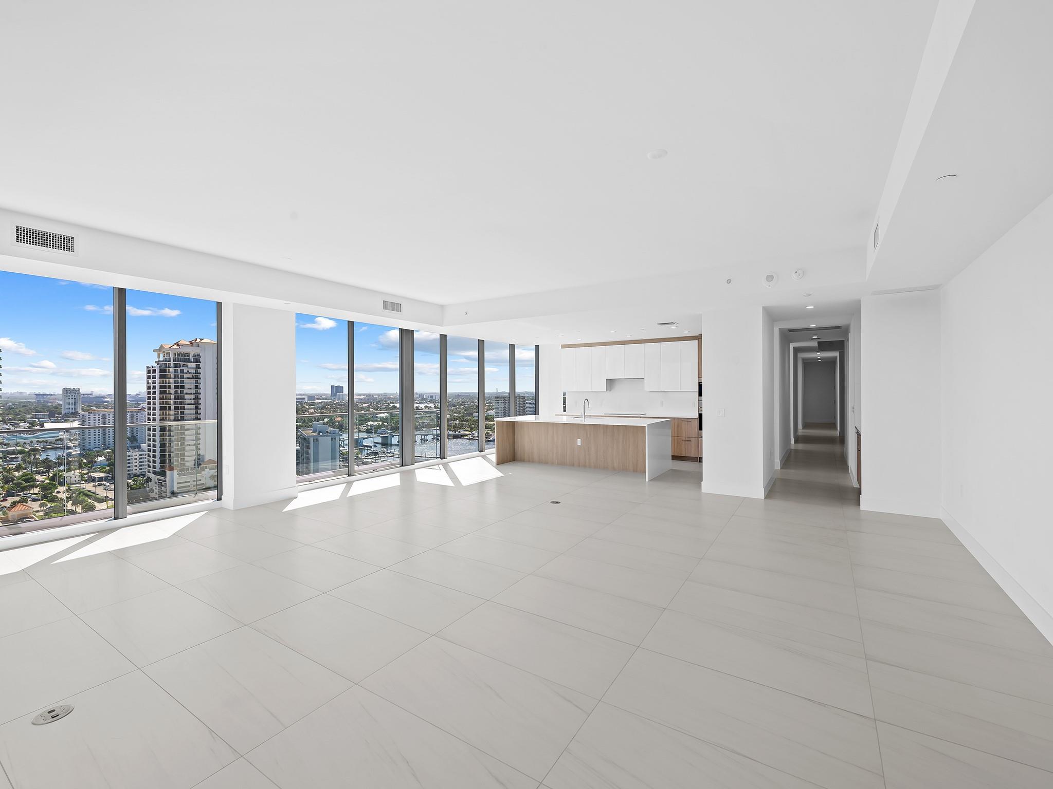 153 N Seabreeze Blvd 1902-S
