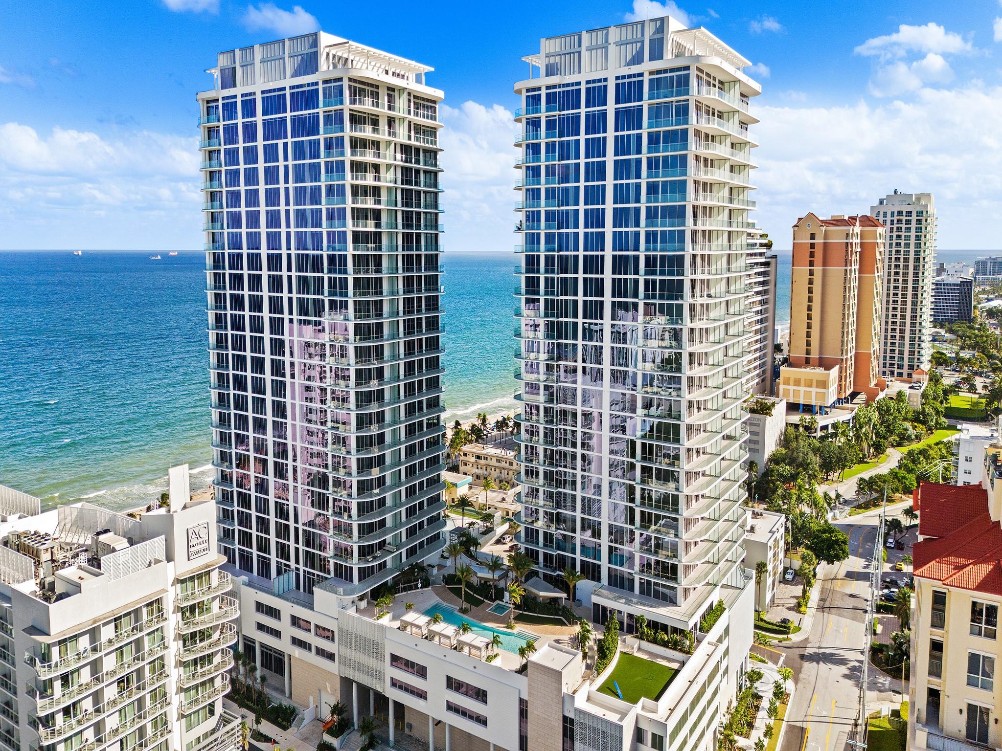 SELENE OCEANFRONT RESIDEN - Residential