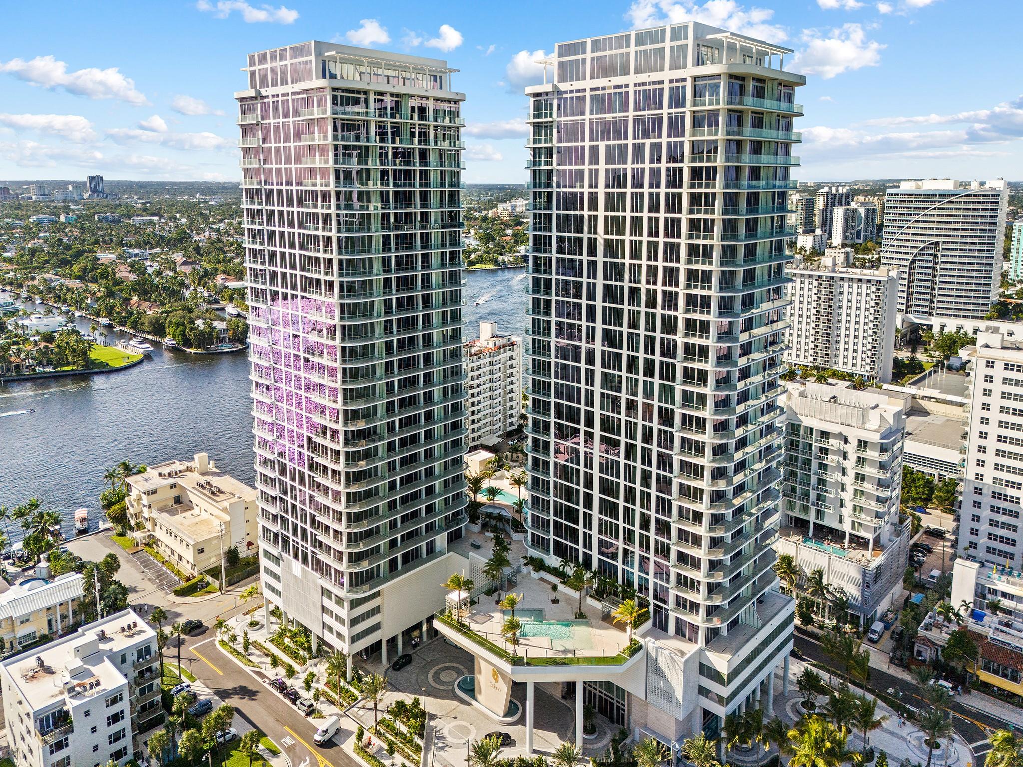SELENE OCEANFRONT RESIDEN - Residential