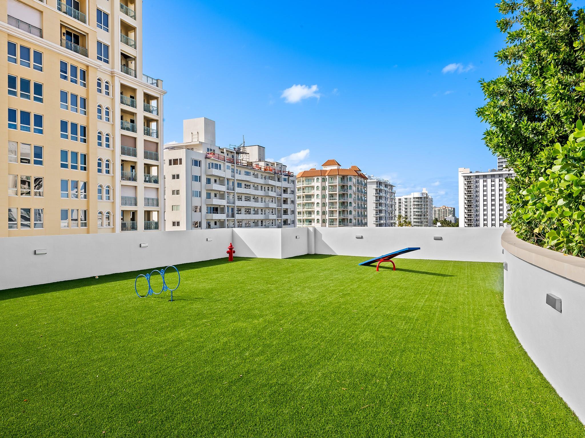 SELENE OCEANFRONT RESIDEN - Residential
