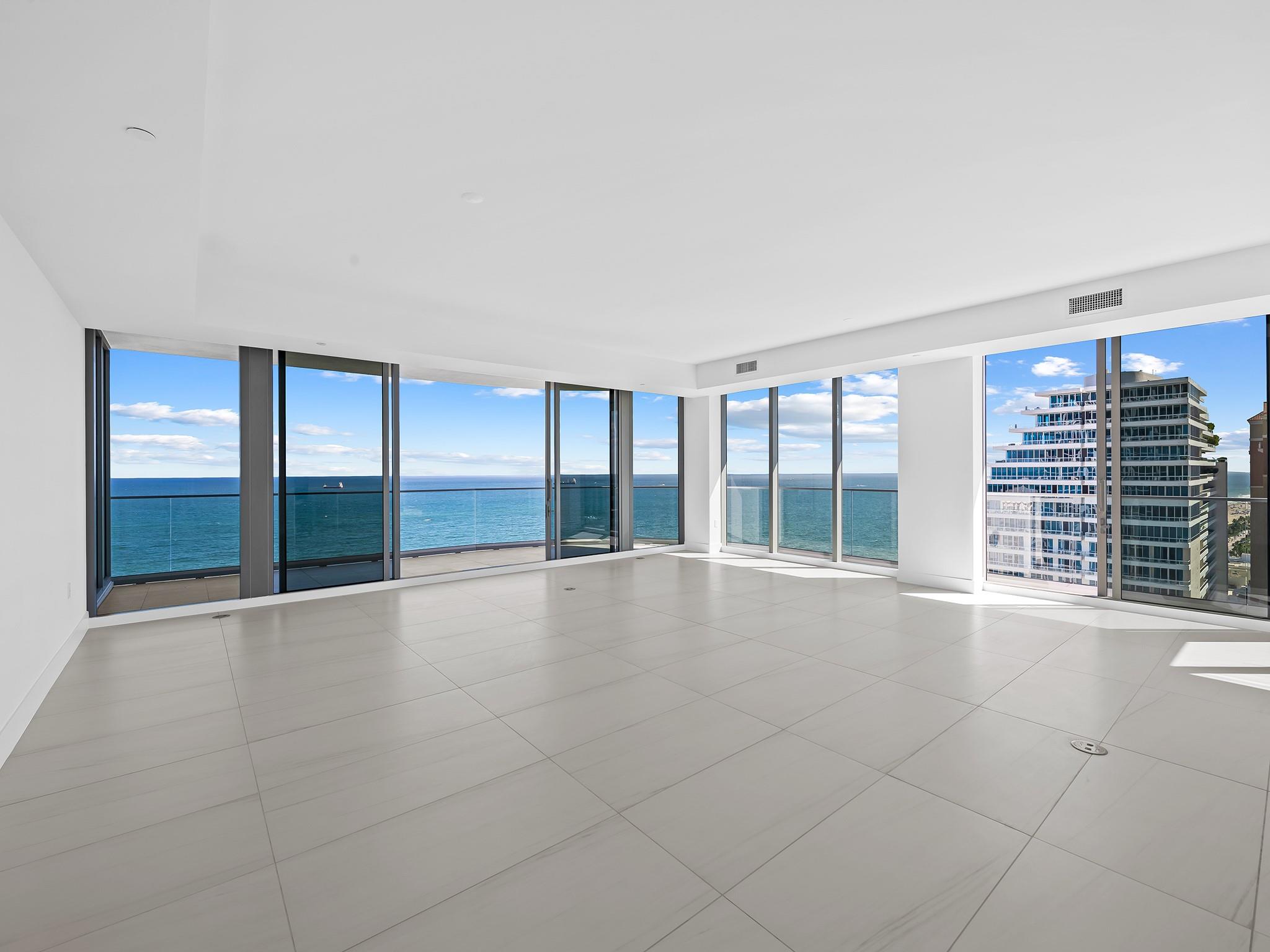 153 N Seabreeze Blvd 1902-S