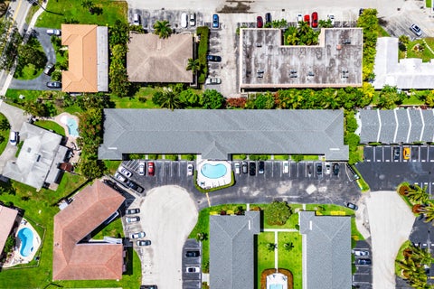 Tiny photo for 4111 NE 21st Way #204, Lighthouse Point, FL 33064 (MLS # B26057838)