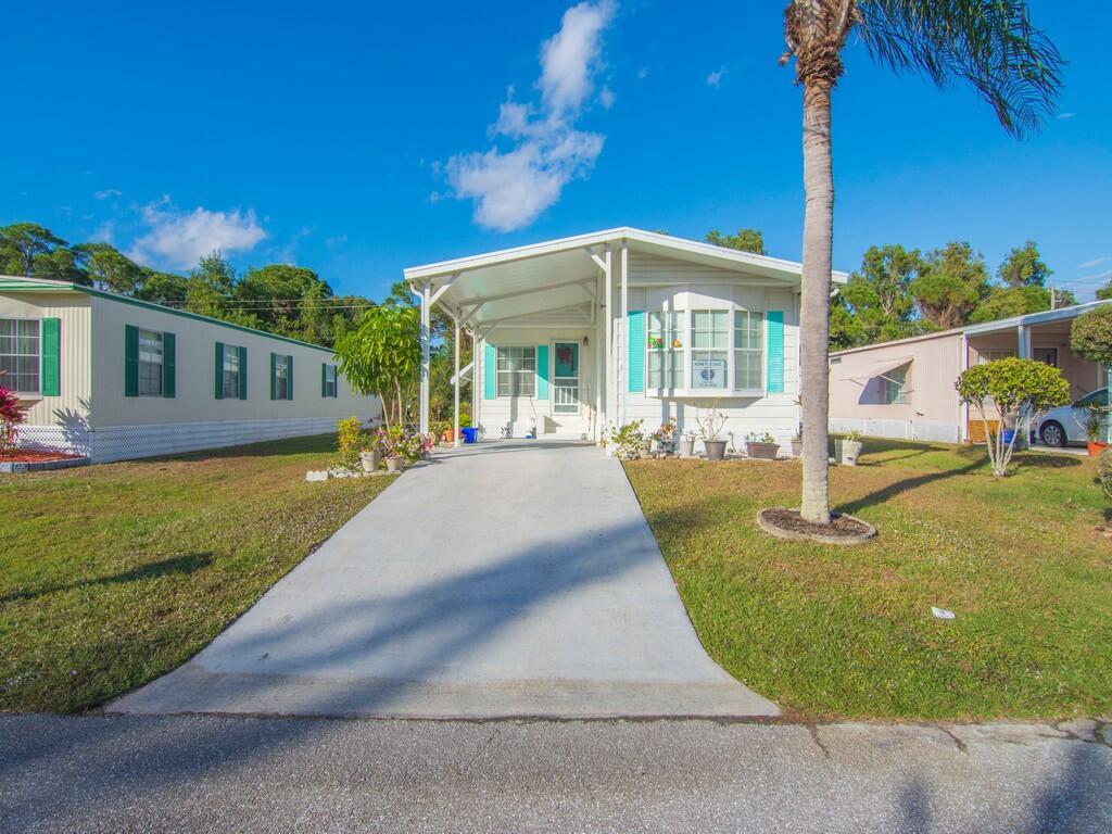 Spanish Lakes Golf Village - Residential
