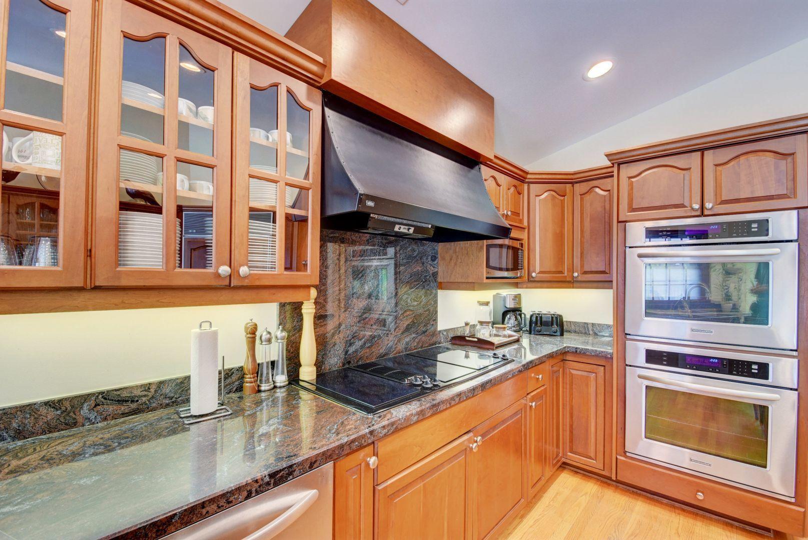 PALM BEACH POINT - Residential