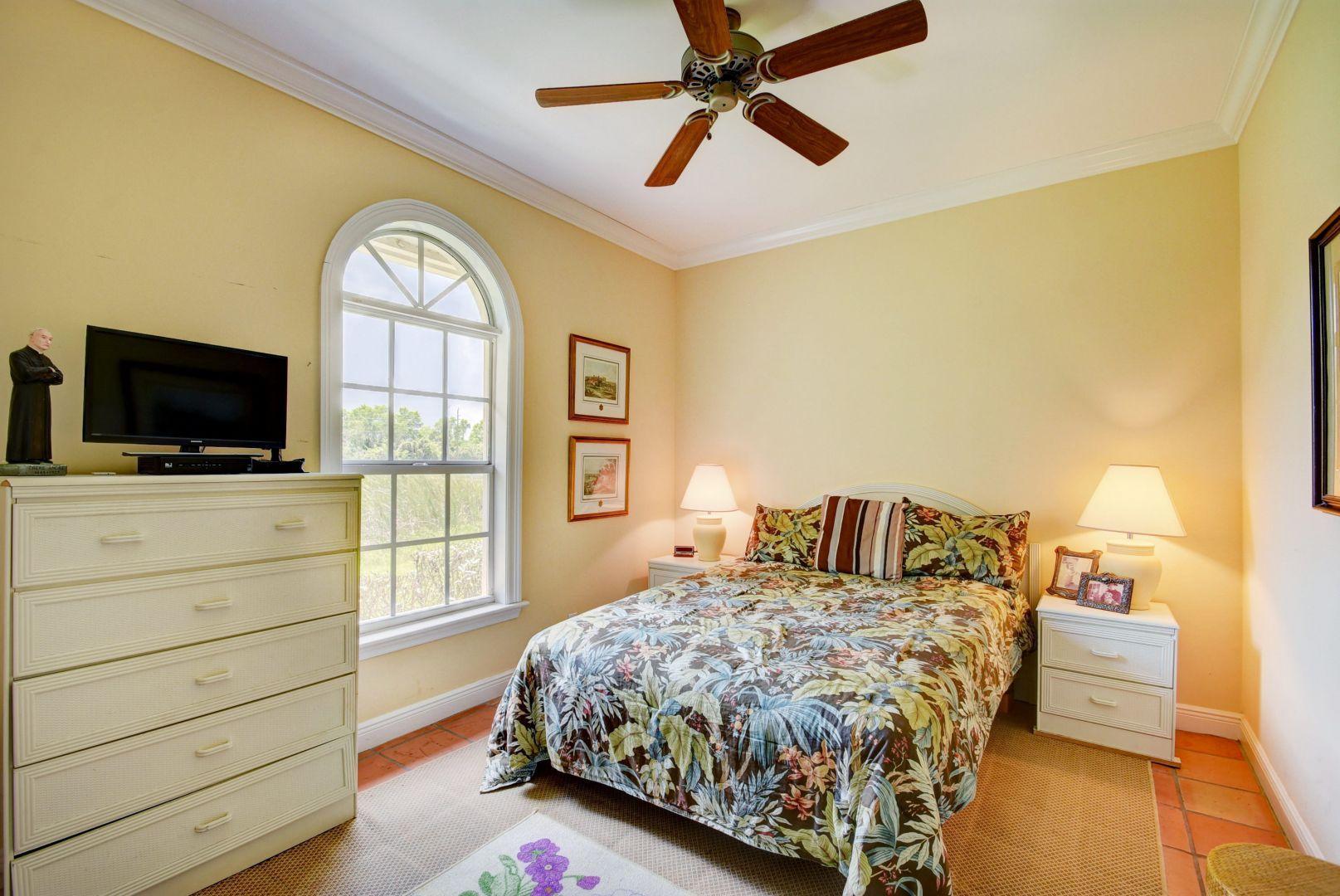 PALM BEACH POINT - Residential