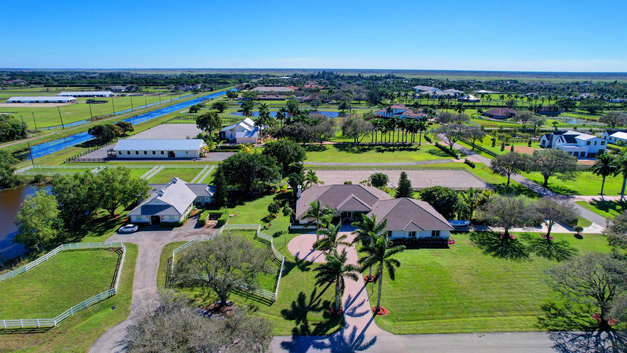 PALM BEACH POINT - Residential