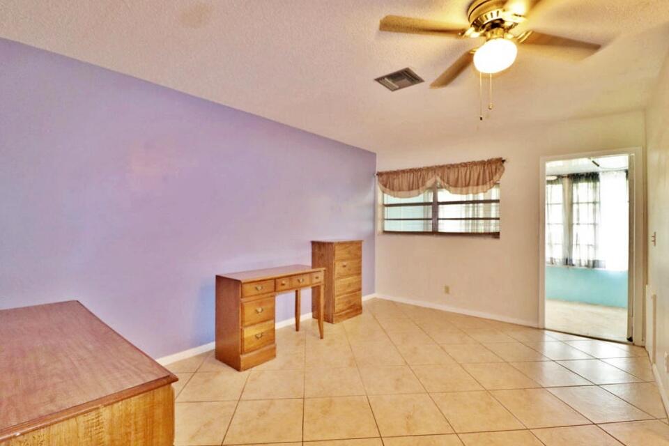 HIGH POINT OF FORT PIERCE CONDOMINIUM SECTION 3 - Residential