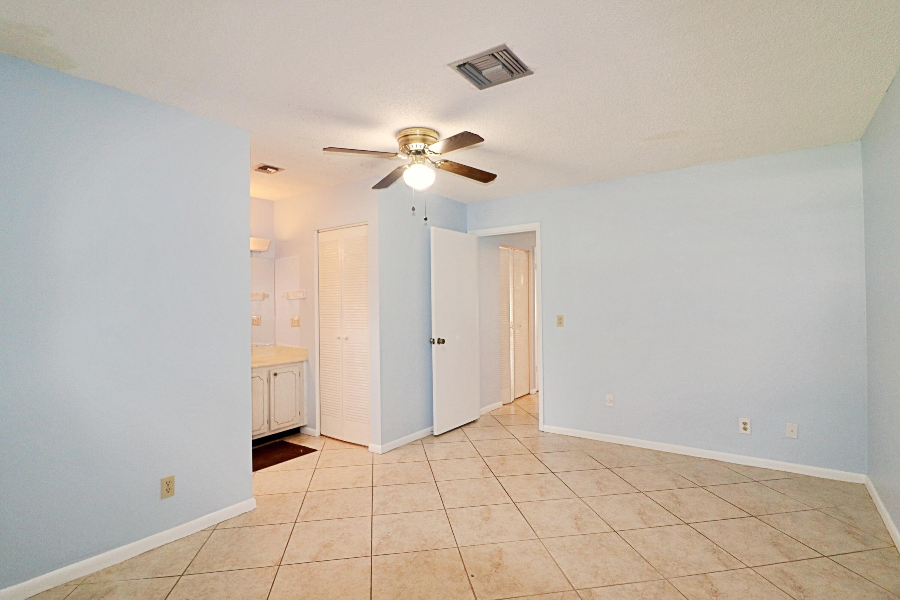 HIGH POINT OF FORT PIERCE CONDOMINIUM SECTION 3 - Residential