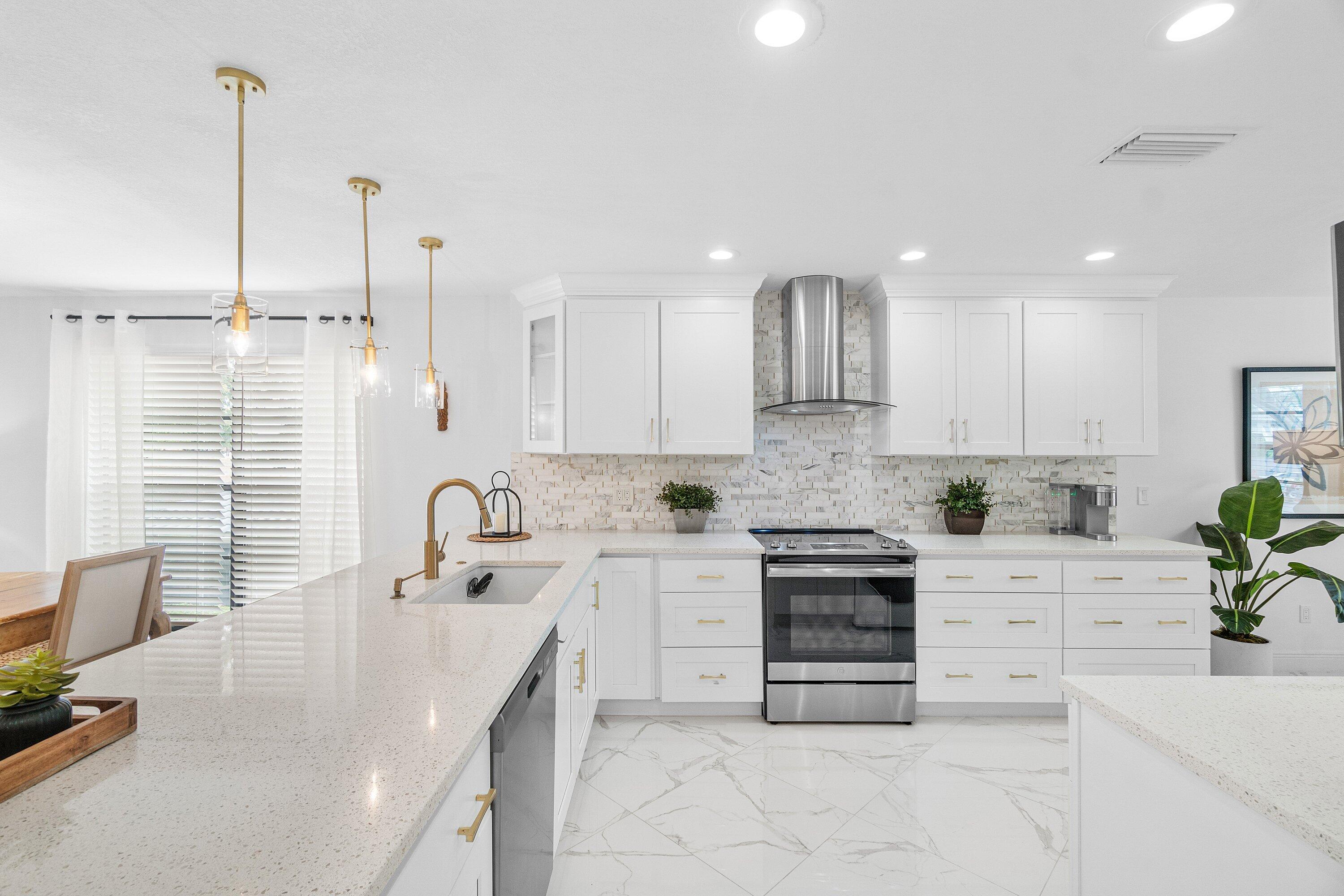 WESTGATE AT HUNTERS RUN CONDO - Residential