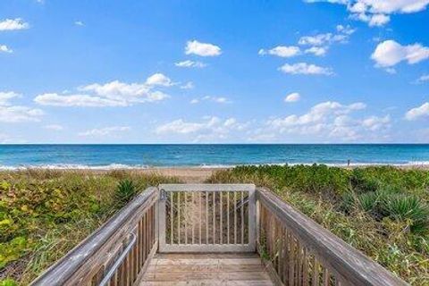 A home in Jensen Beach