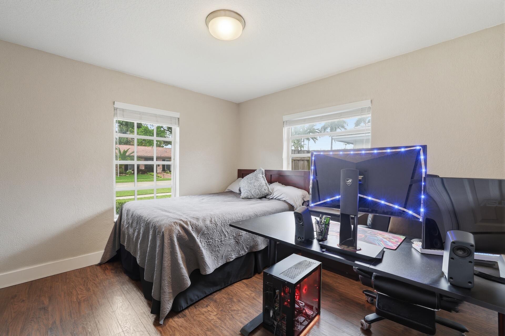 BOCA RATON SQUARE UNIT 13 - Residential