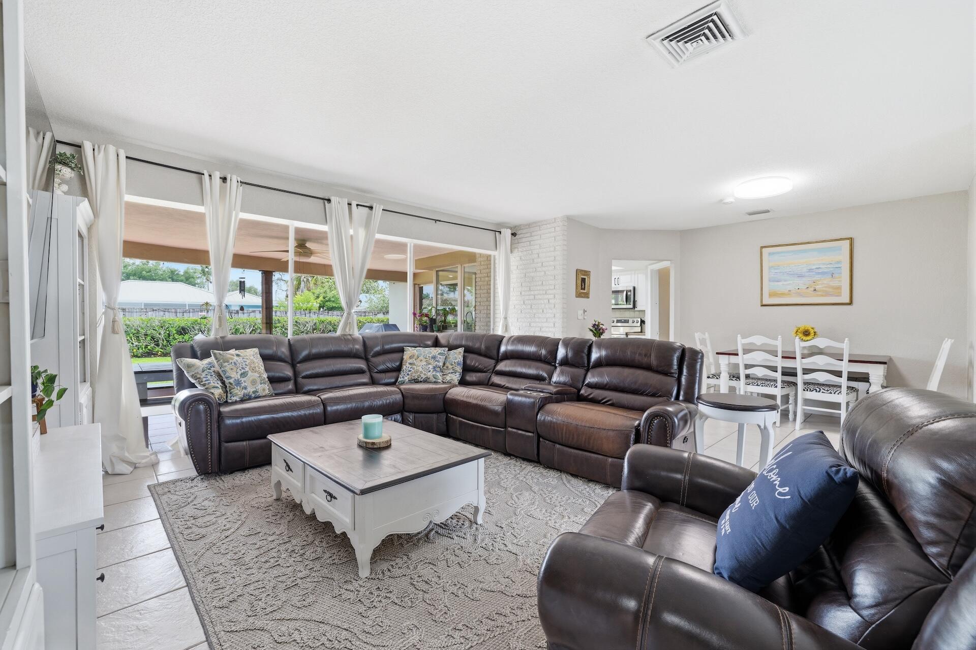 BOCA RATON SQUARE UNIT 13 - Residential