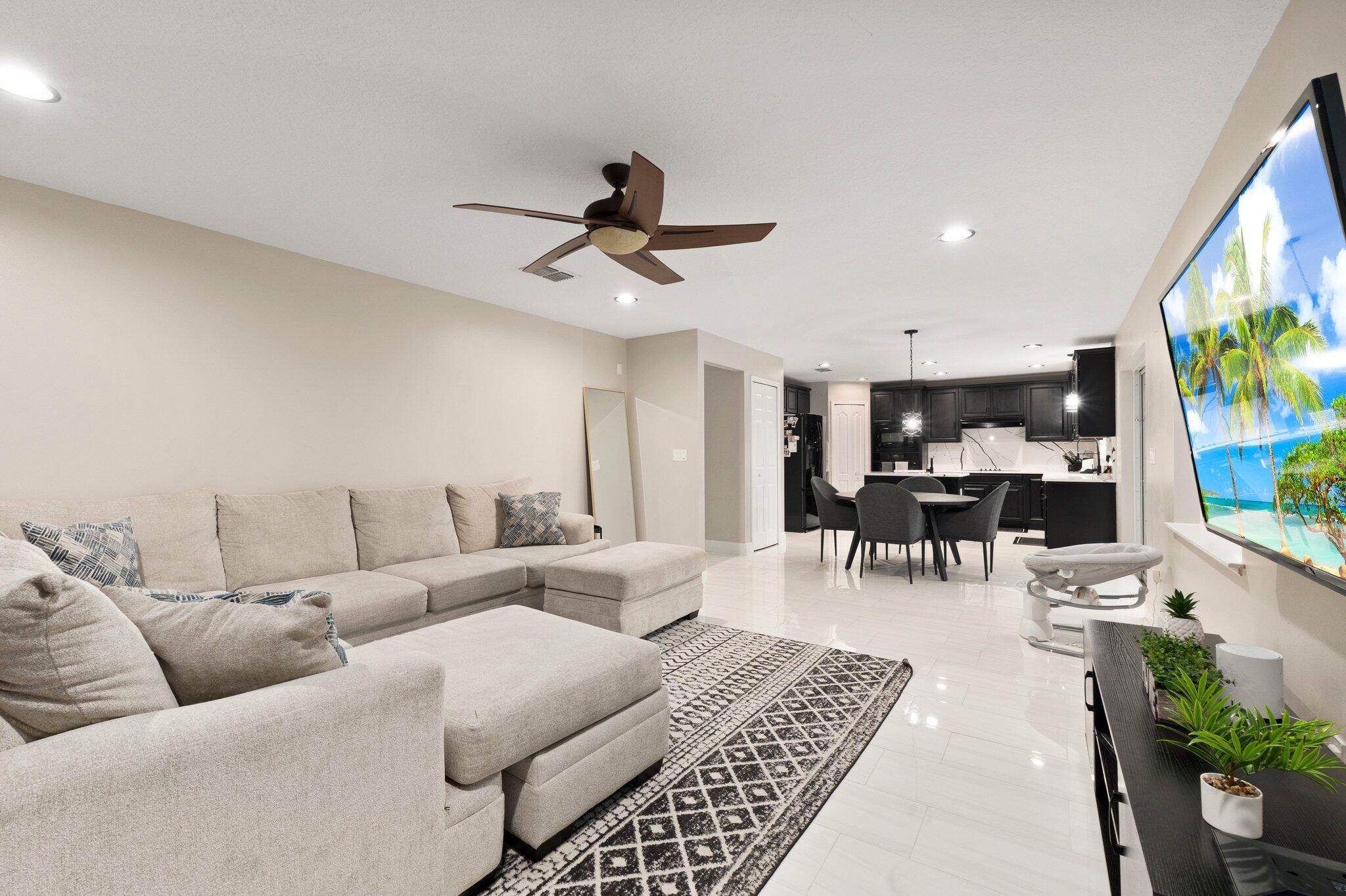 WINTERLAKES TRACT H 1ST R - Residential