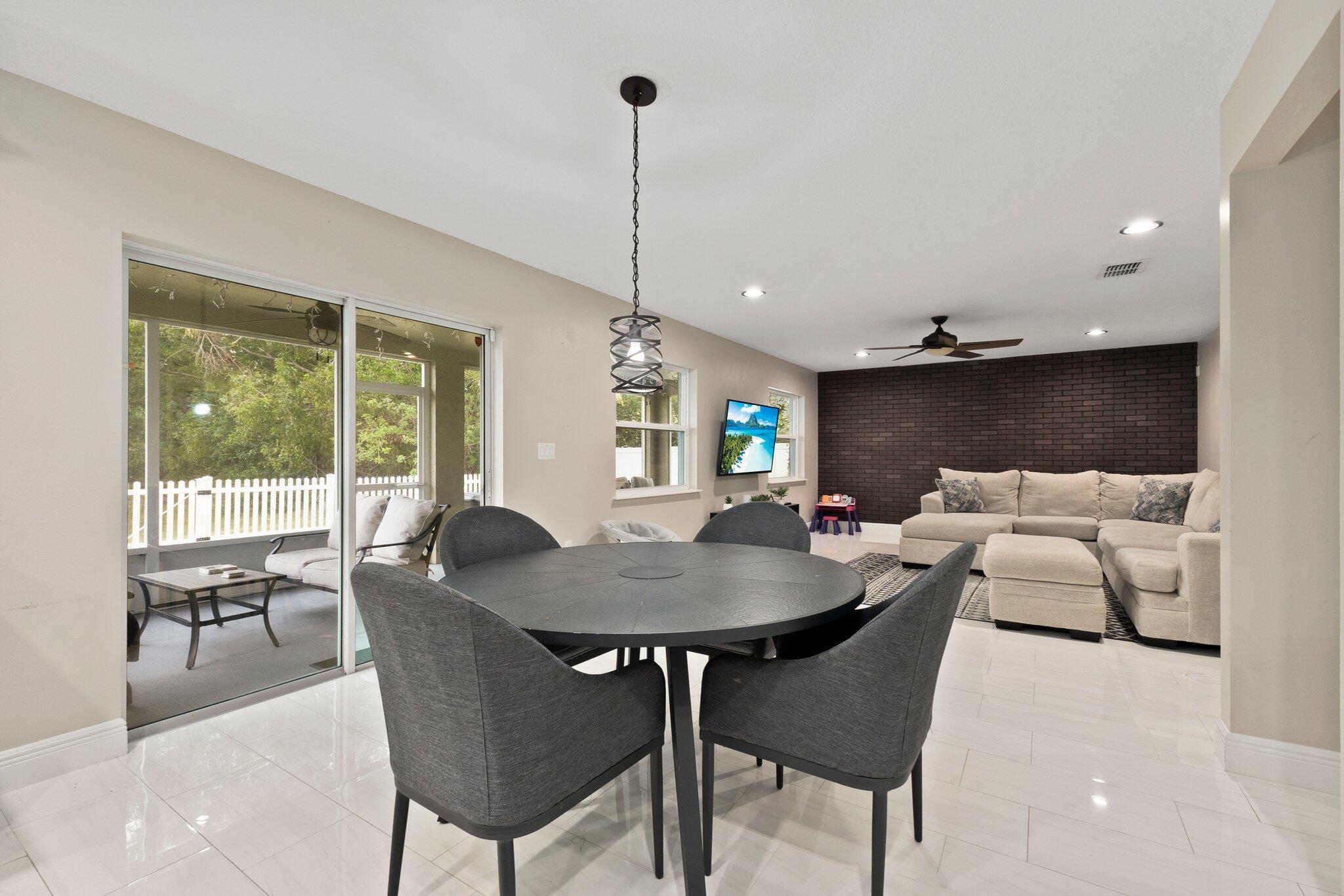 WINTERLAKES TRACT H 1ST R - Residential