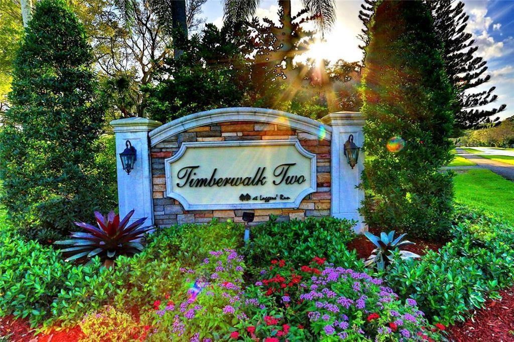 Great location in West Boca. Spacious villa surrounded by trees with an amazing park like view from your large screened patio. 3/2 villa with vaulted ceilings, all tiled floors , granite counters , stackable washer and dryer, parking right in front. A rated schools .Waters Edge elm, Loggers run Mid, West Boca HS. First last and security . plus HOA has small deposit. See attachment for application . small pet OK with a deposit Easy to show . Owner looking for good tenant with good credit . Renters insurance needed. Send complete offers Please ,
easy to show
