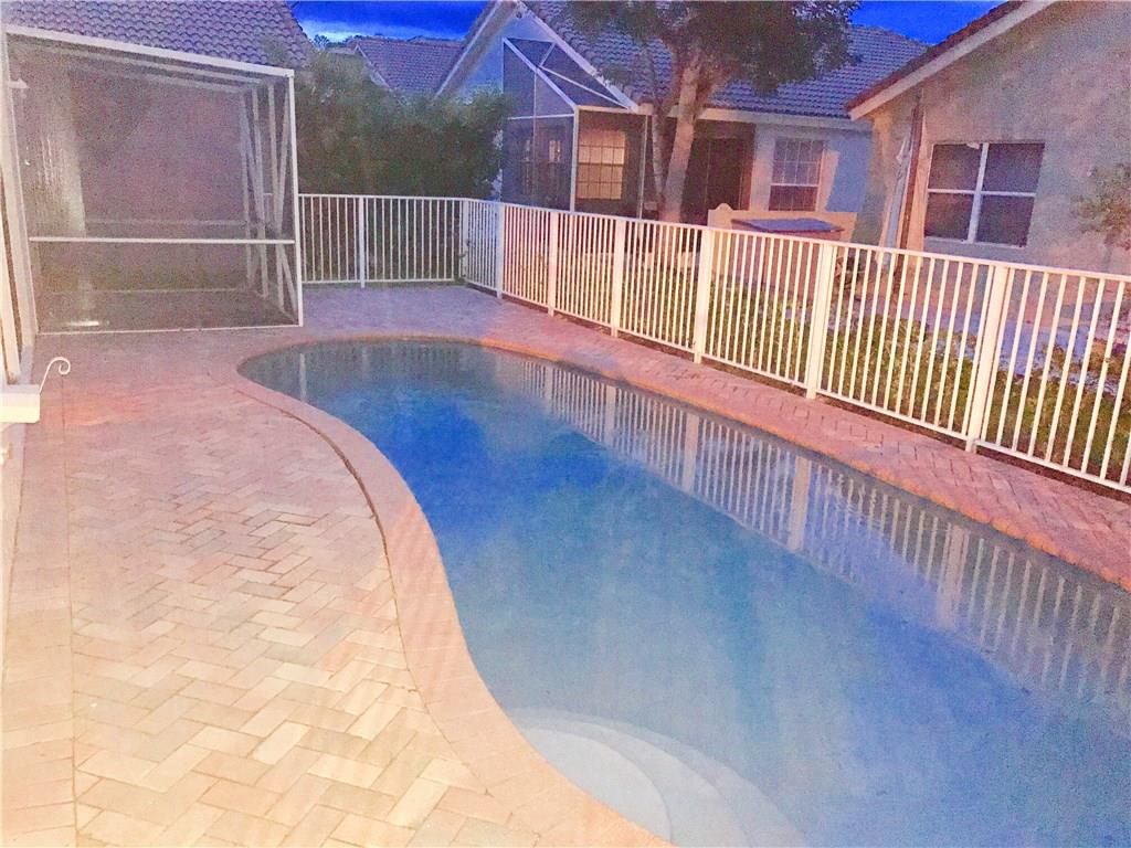 LAKEVIEW DRIVE SUBDIVISIO - Residential Lease