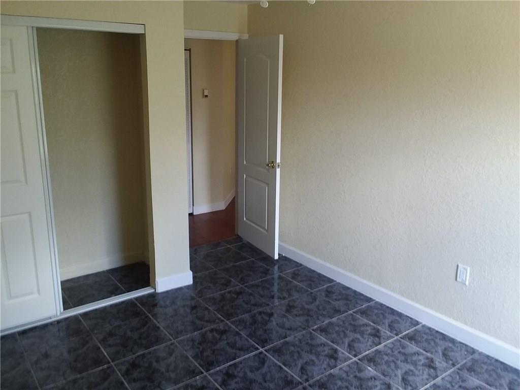 LAKEVIEW DRIVE SUBDIVISIO - Residential Lease