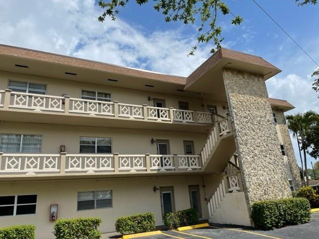 THISTLE GARDENS CONDO - Residential