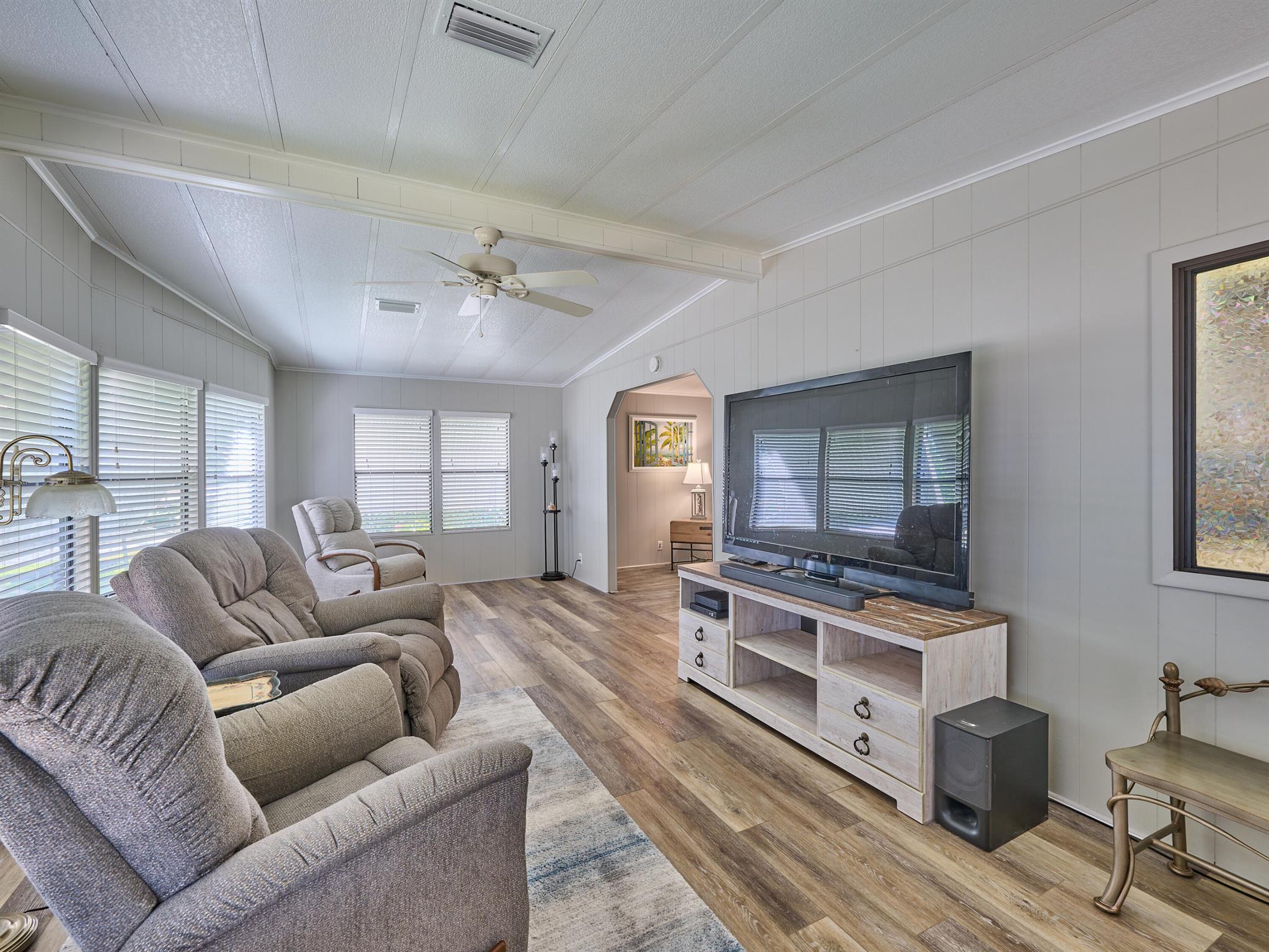 CAMBRIDGE AT HERITAGE RID - Residential