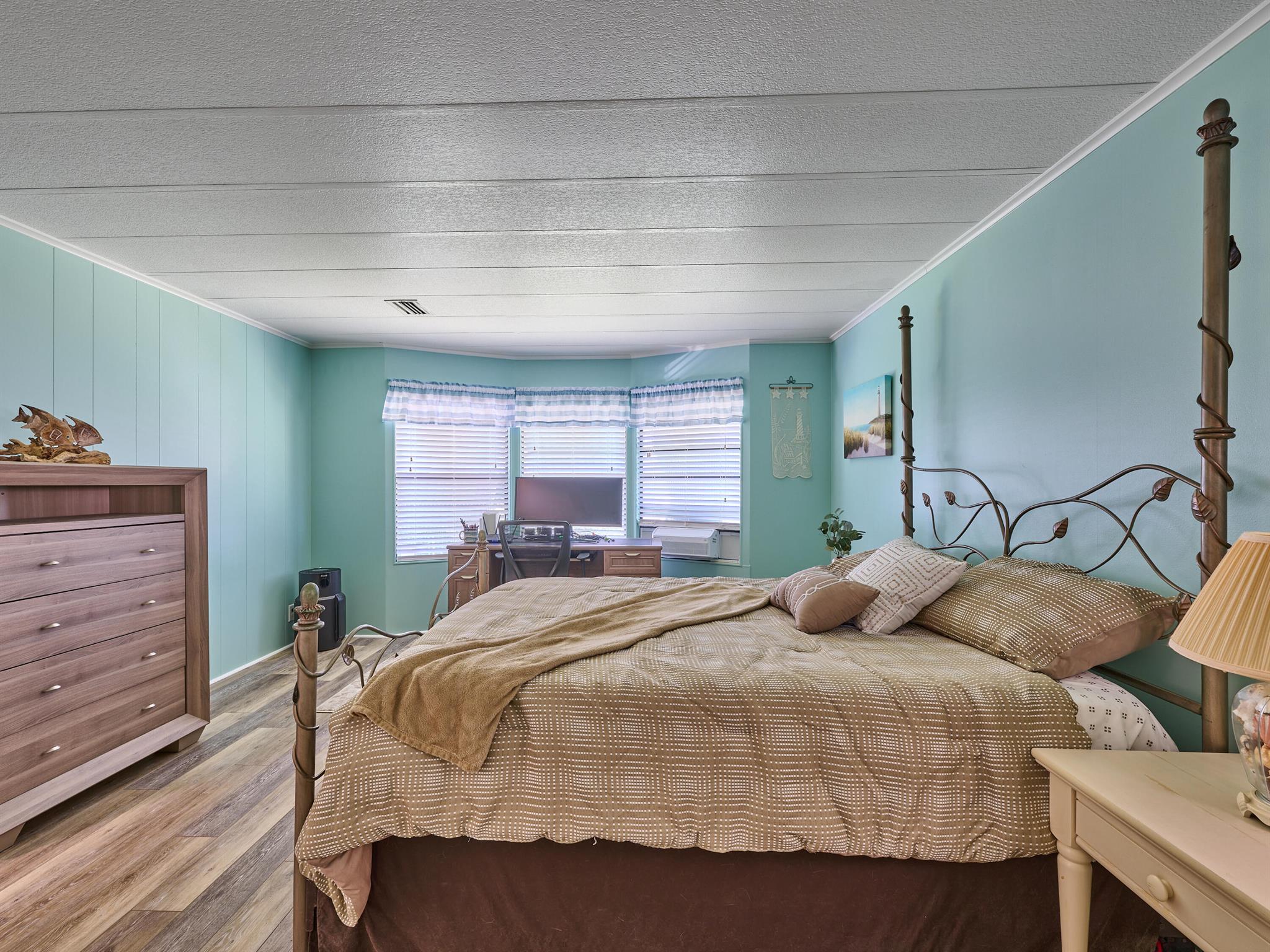 CAMBRIDGE AT HERITAGE RID - Residential