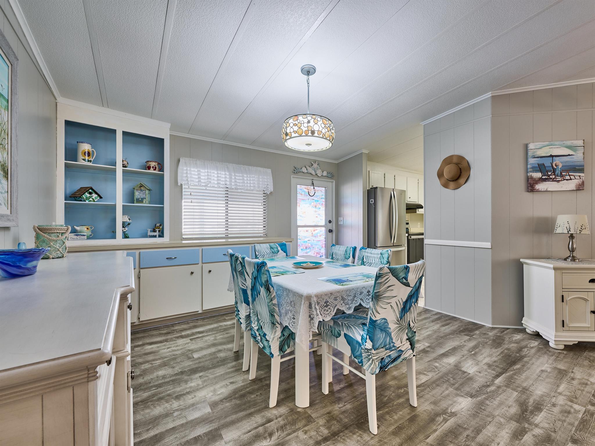 CAMBRIDGE AT HERITAGE RID - Residential